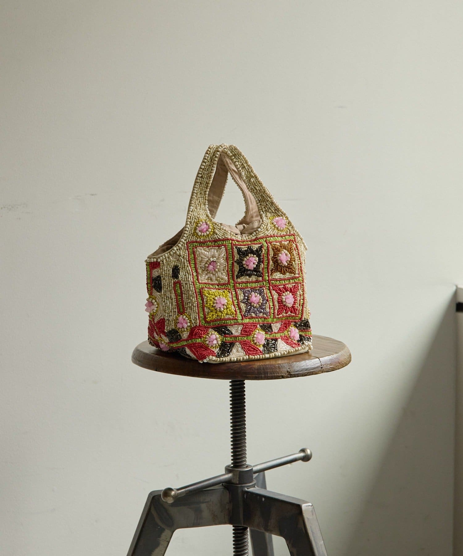 ear PAPILLONNER(イア パピヨネ) 【IMAYIN(イマイエン)】ビーズバッグ