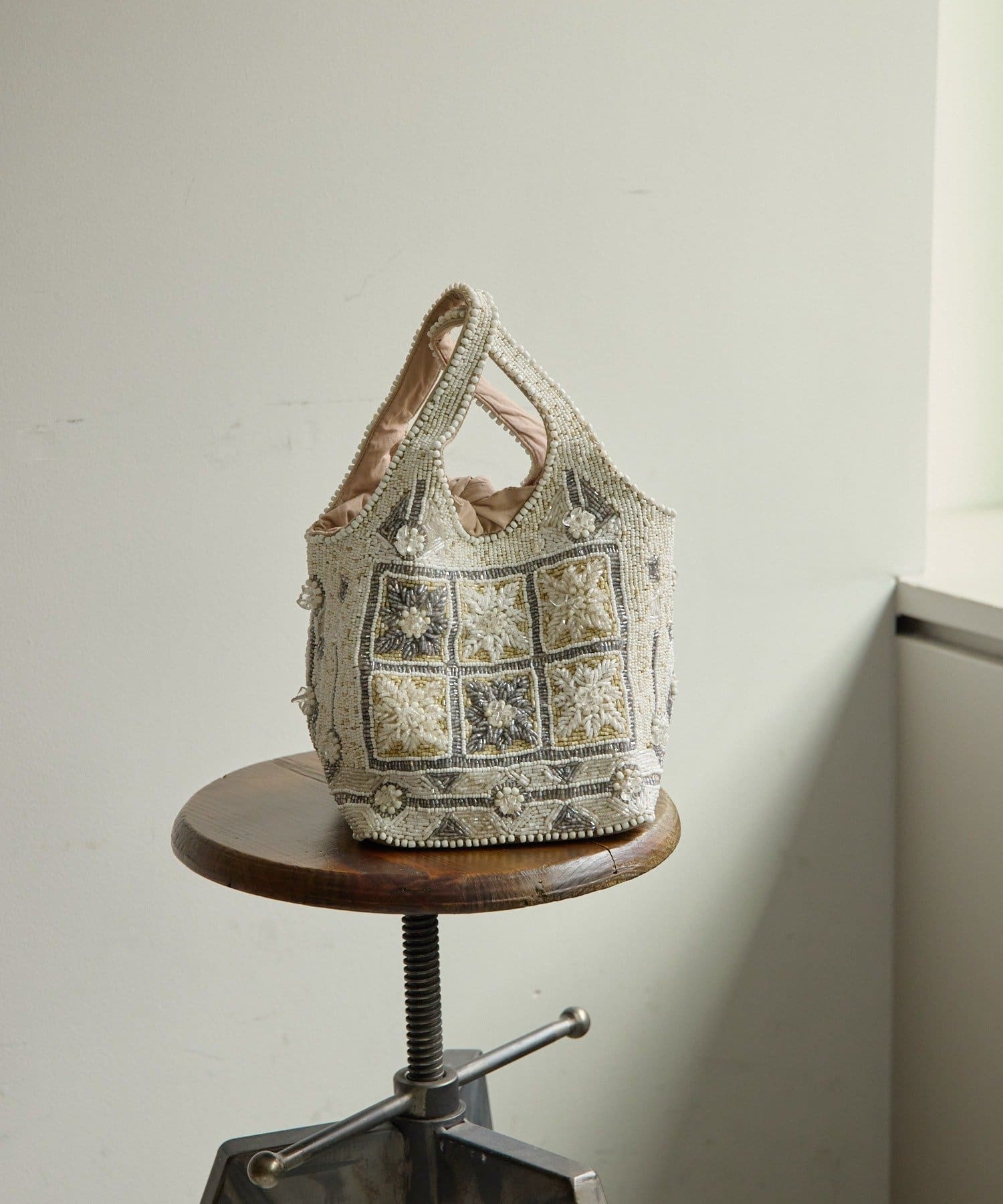 ear PAPILLONNER(イア パピヨネ) 【IMAYIN(イマイエン)】ビーズバッグ