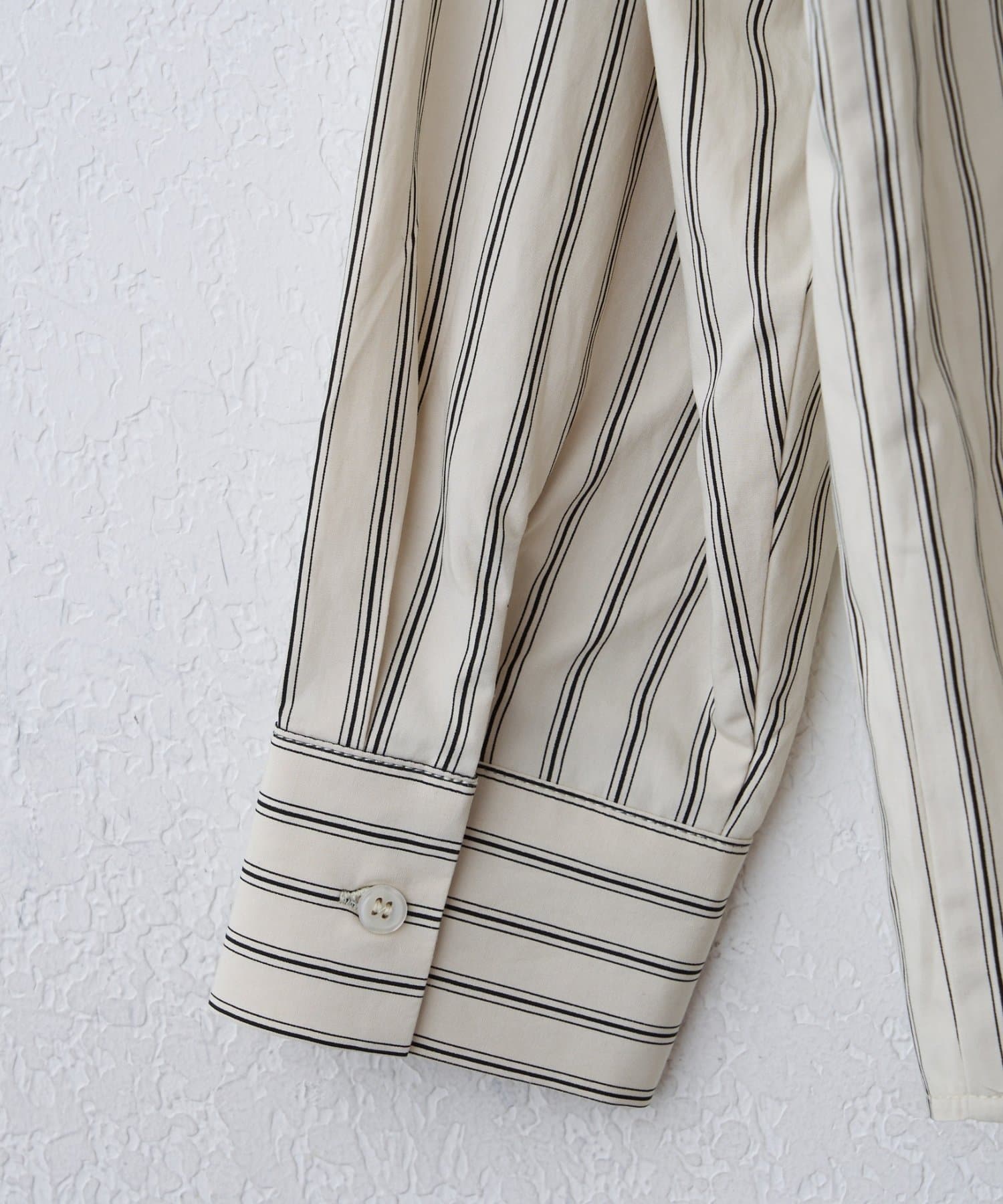 DISCOAT(ディスコート) 【Enlude】ストライプフードシャツ《ユニセックス》