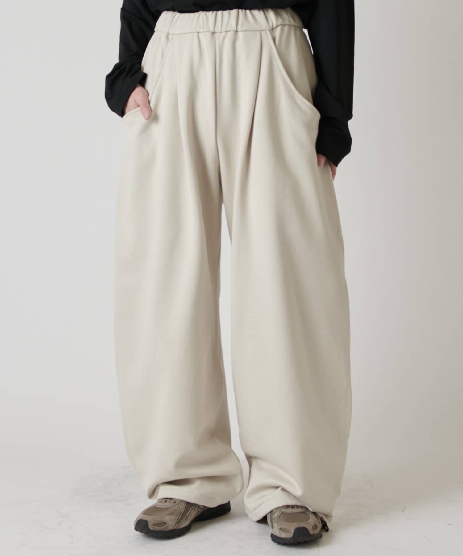 Lui's(ルイス) ルーズフィットスウェットワイドカーブパンツ