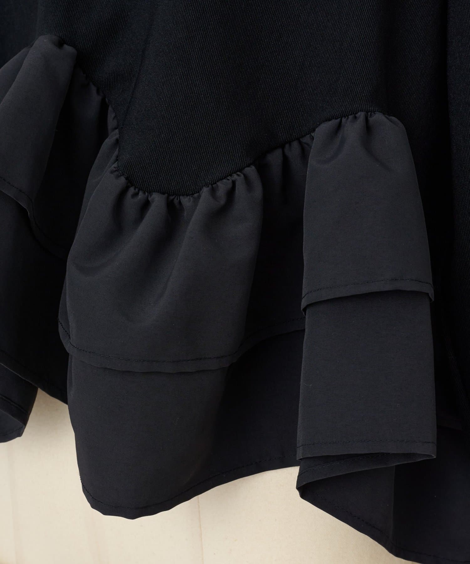 BEARDSLEY(ビアズリー) 《HiROMITHiSTLE》裾フリルカットソー