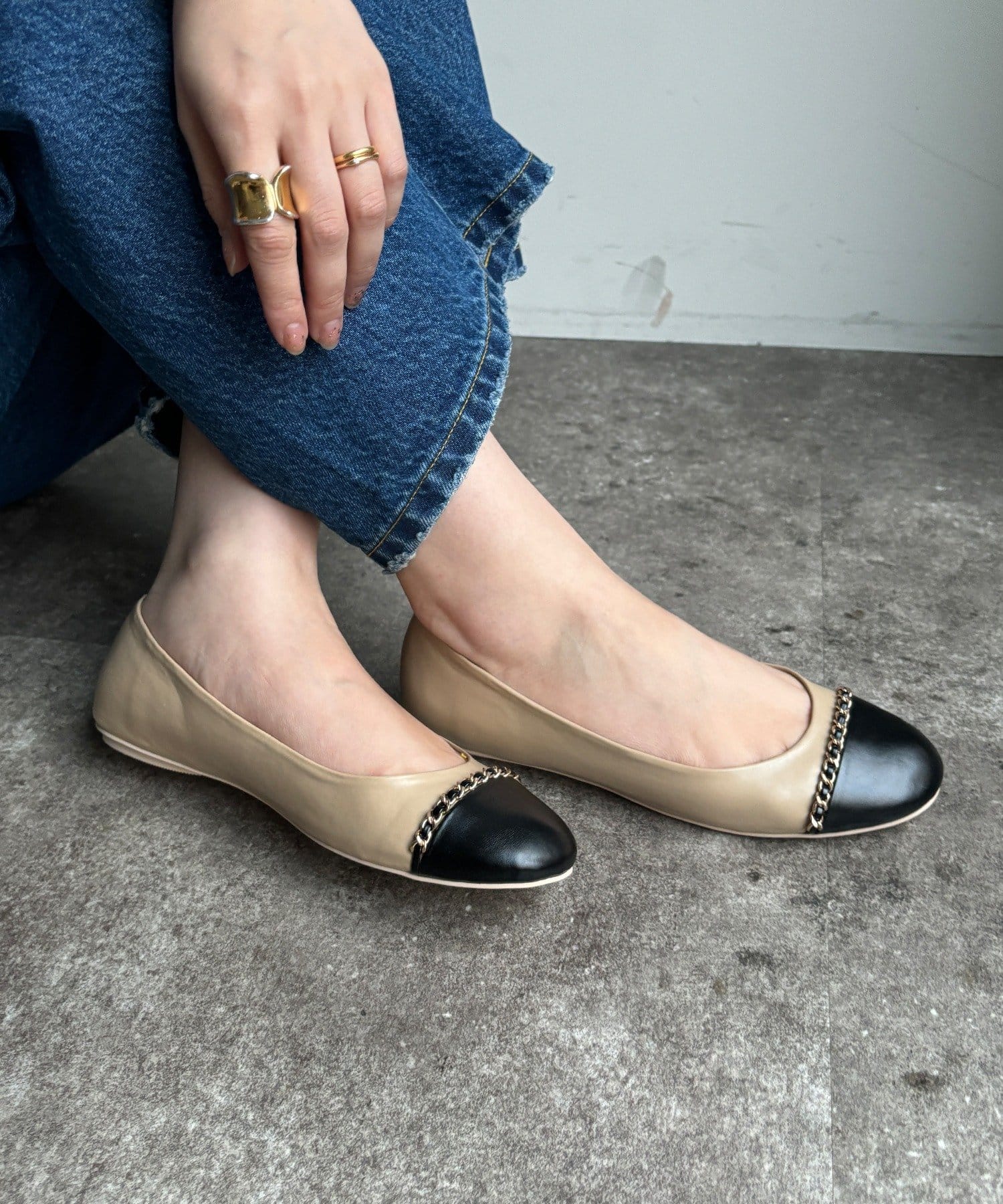 DOUDOU(ドゥドゥ) 【WEB限定】チェーンフラットパンプス