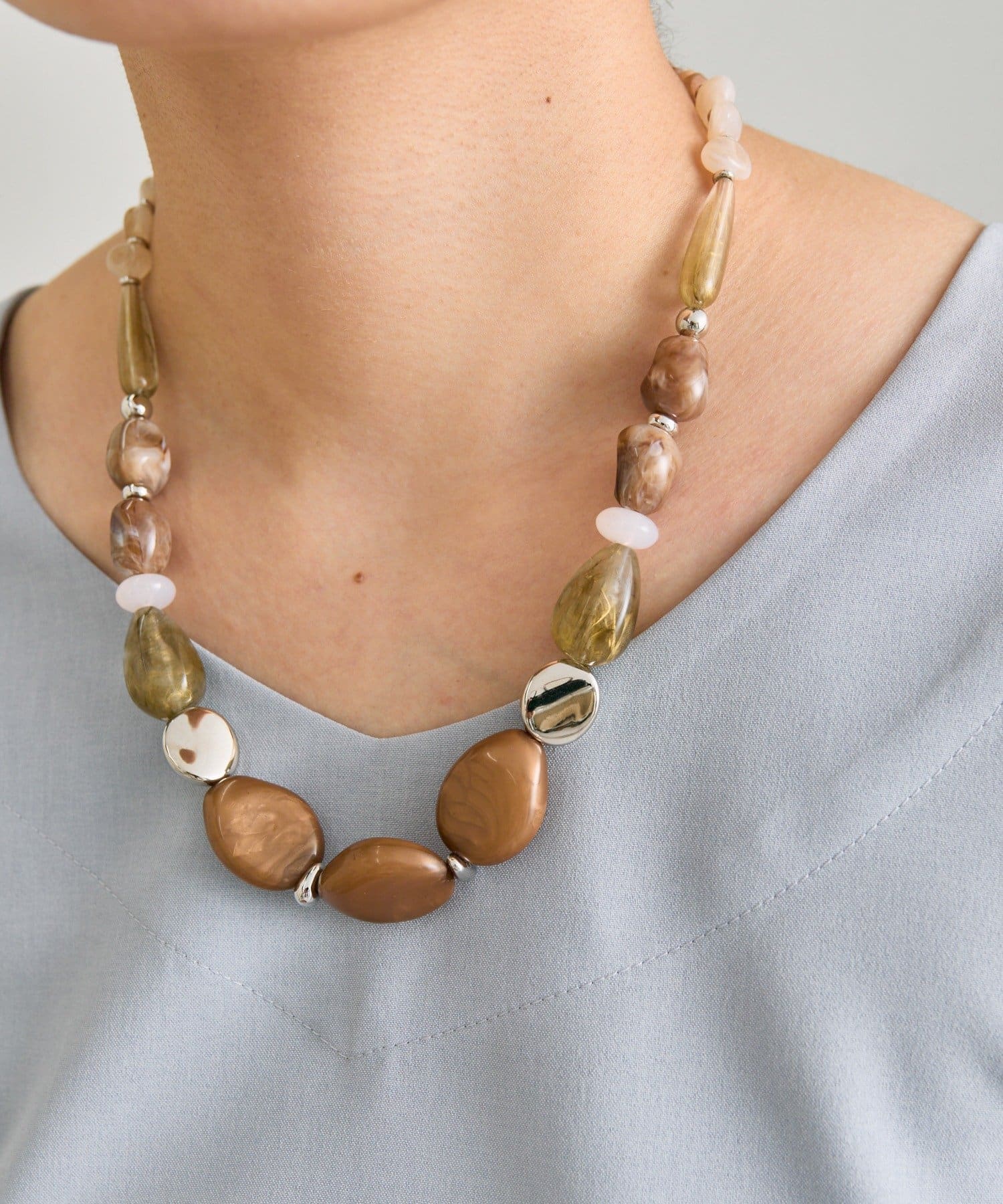 ear PAPILLONNER(イア パピヨネ) ミックスマーブル樹脂ネックレス