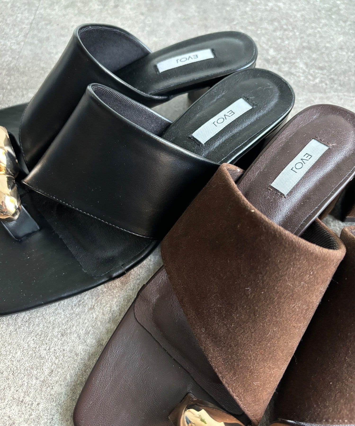 DOUDOU(ドゥドゥ) 【WEB限定】GOLDトングミュールサンダル