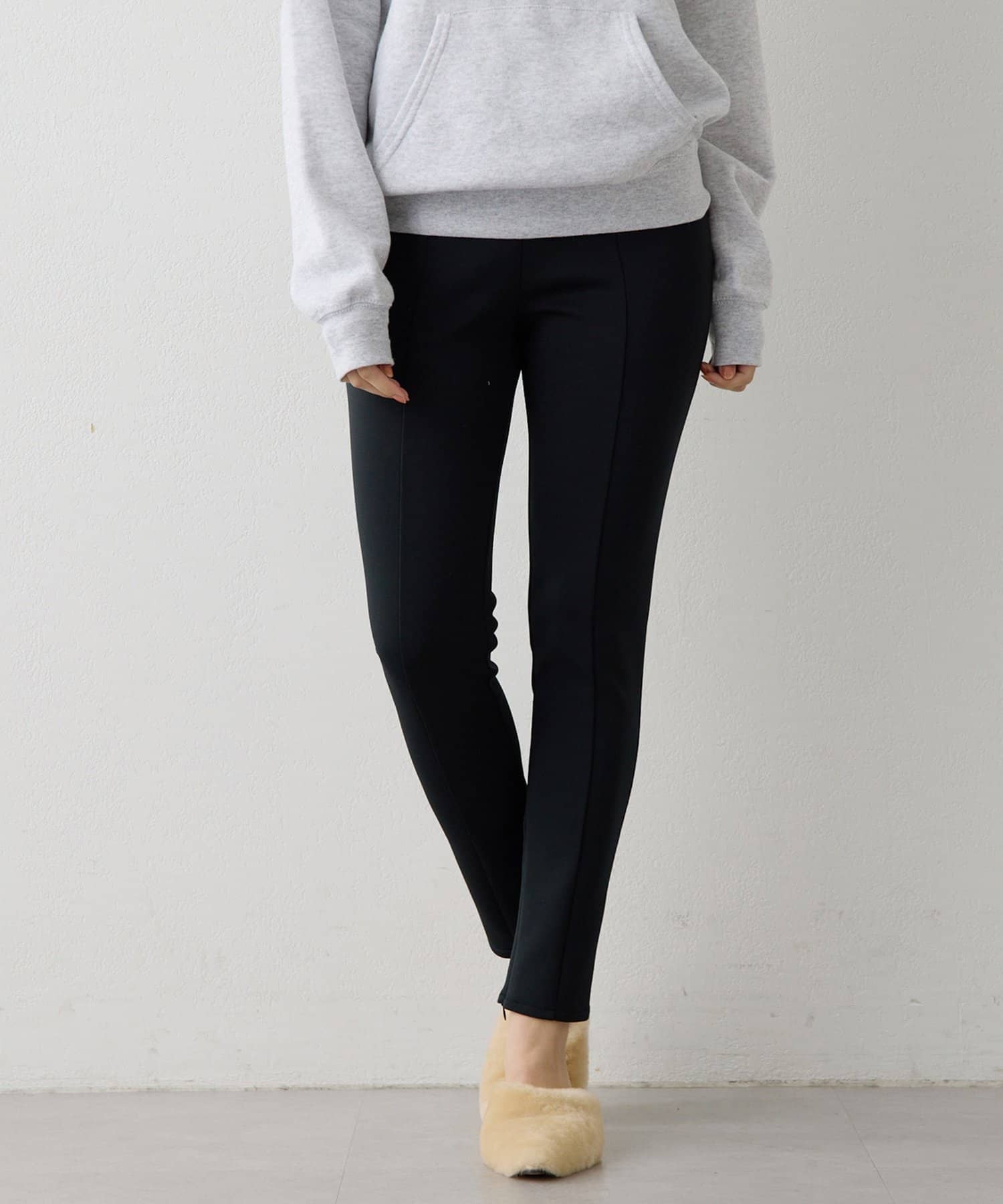 Whim Gazette(ウィム ガゼット) ダンボールストレッチパンツ