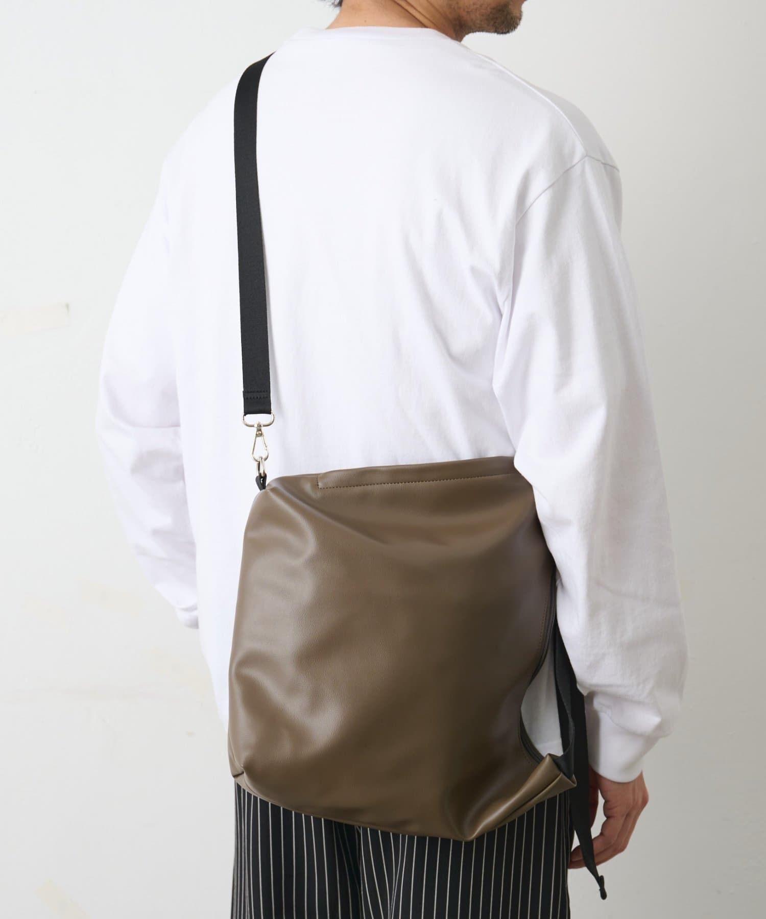 COLONY 2139(コロニー トゥーワンスリーナイン) 3WAYクロスボディバッグ