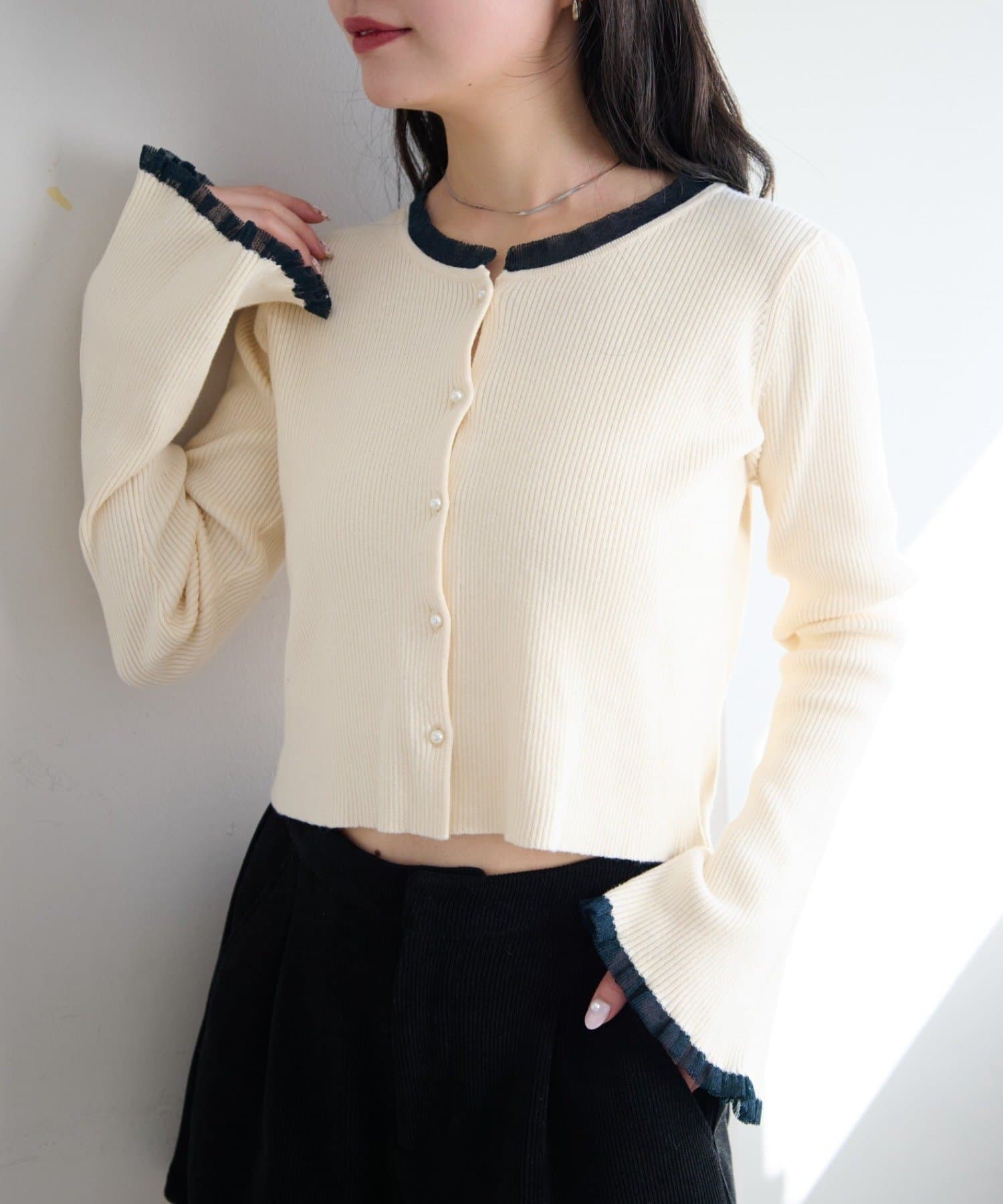 Kastane(カスタネ) 【無地&ボーダー】パールボタンフリルカーディガン