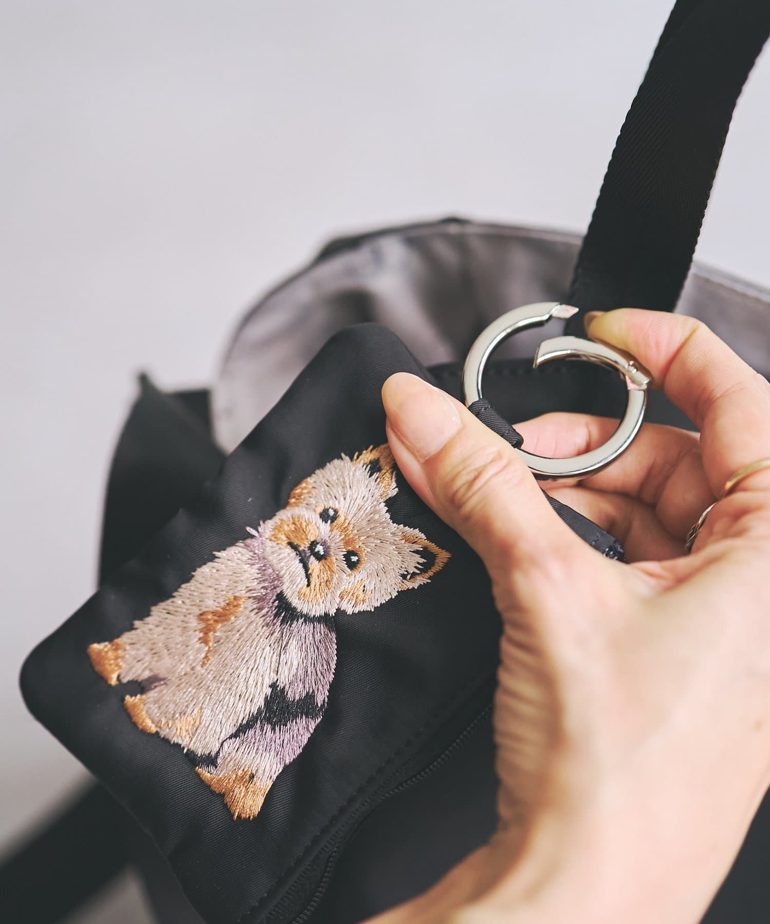 BEARDSLEY(ビアズリー) Dogポーチ