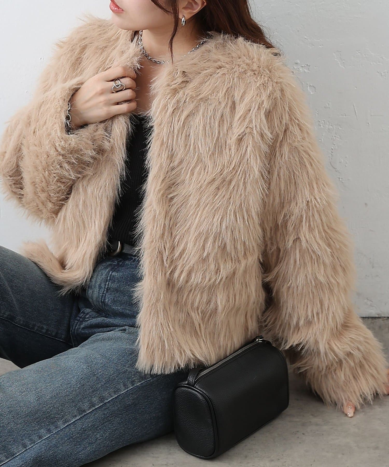 COLONY 2139(コロニー トゥーワンスリーナイン) ロングファーノーカラーショートコート