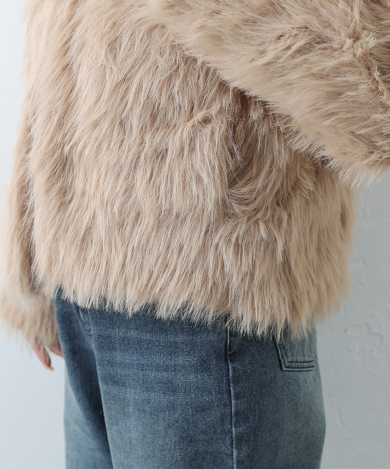 COLONY 2139(コロニー トゥーワンスリーナイン) ロングファーノーカラーショートコート