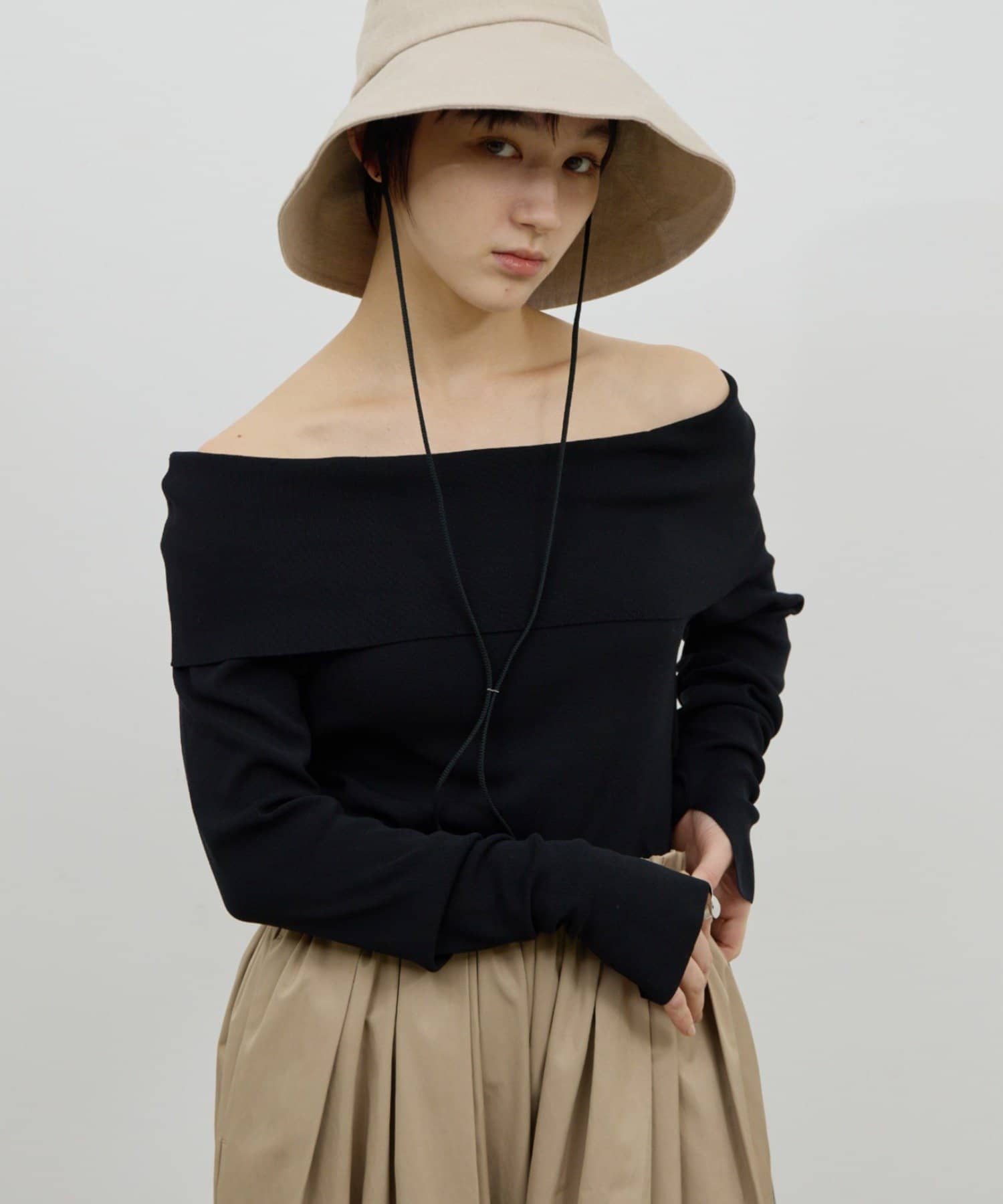 GALLARDAGALANTE(ガリャルダガランテ) オフショルニット