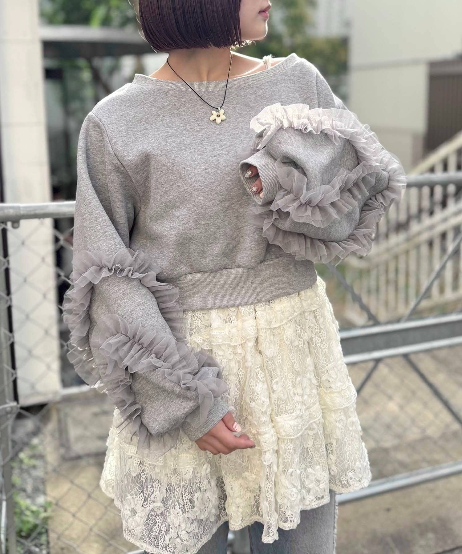 w closet(ダブルクローゼット) 【12/10 18:30 予約開始！】【ショート丈(S)/ロング丈展開(M)】チュールフリルスウェット