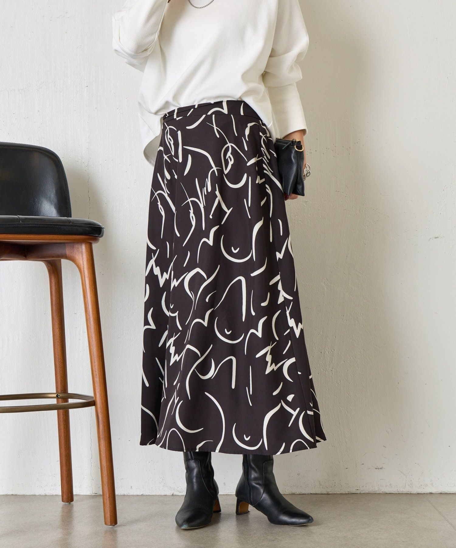 Jena　espace merveilleux(ジェナ　エスパスメルヴェイユ) ライン柄フレアスカート