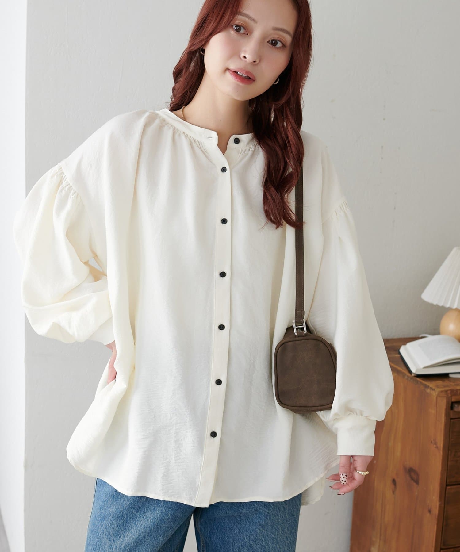 DISCOAT(ディスコート) 【WEB限定】バックシャーリングブラウス