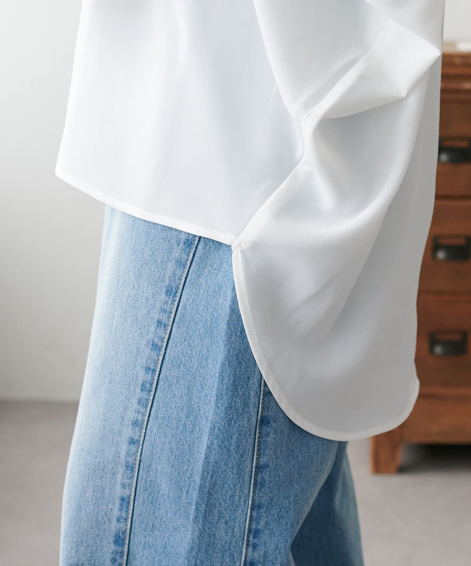 DISCOAT(ディスコート) 【WEB限定】ドルマンスキッパーブラウス