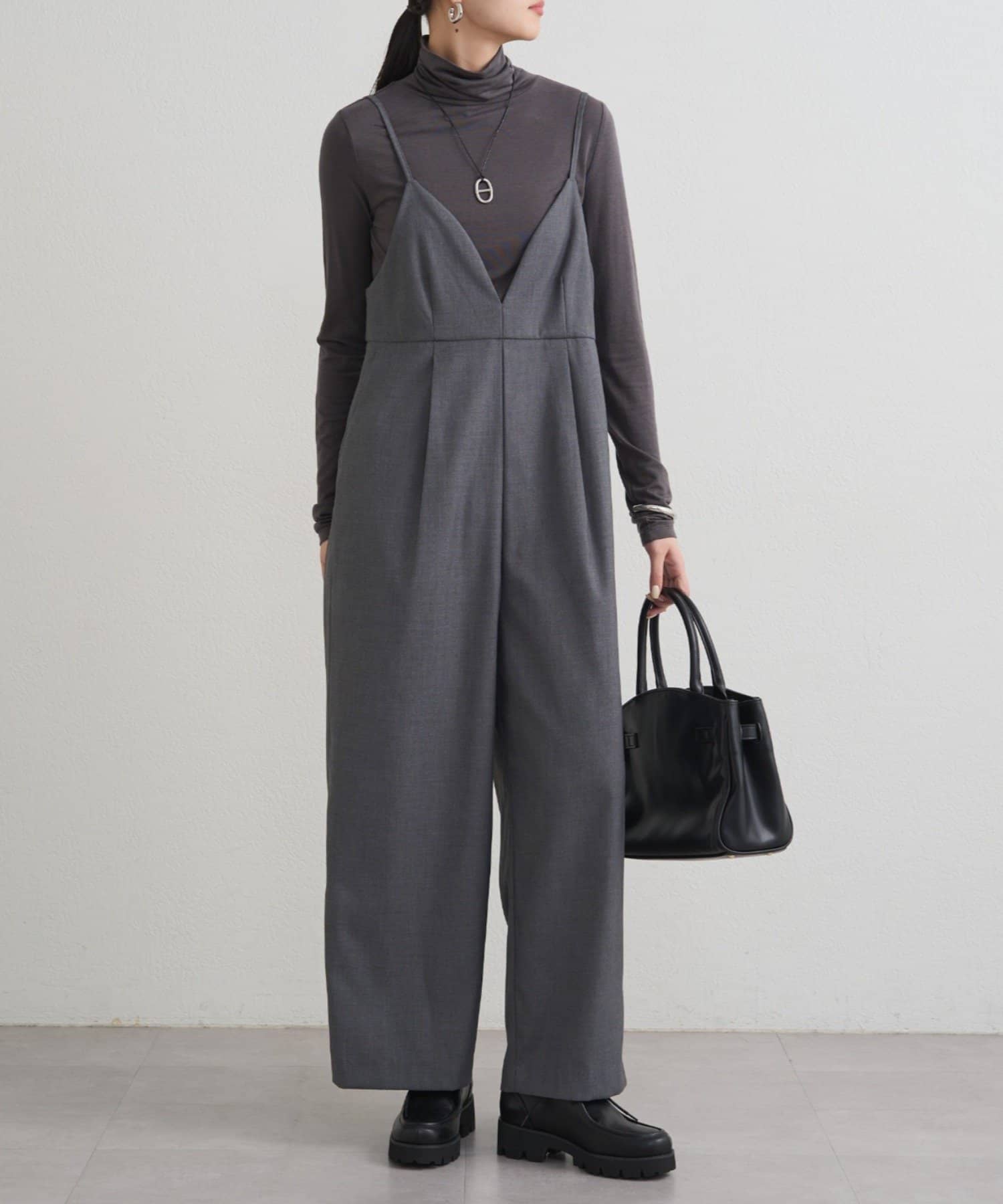 OUTLET(アウトレット) 【Loungedress】Vキャミサロペット