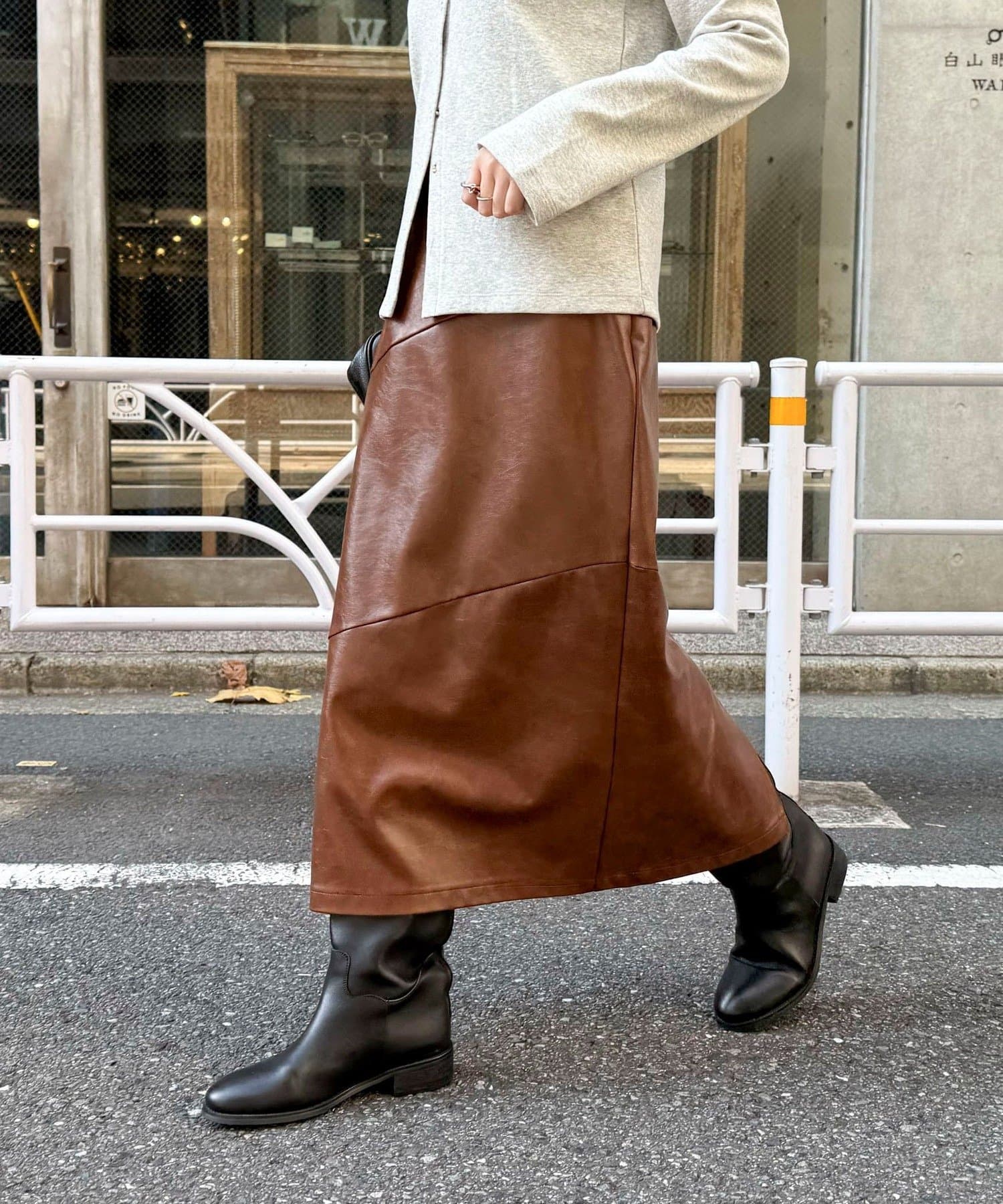 FREDY & GLOSTER(フレディ アンド グロスター) ヴィンテージライクレザースカート