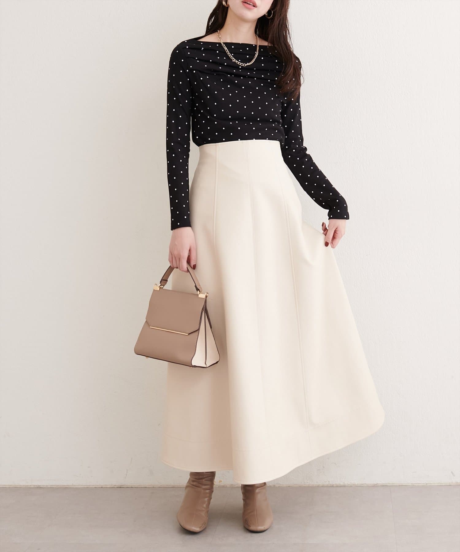 natural couture(ナチュラルクチュール) ドット柄ドレーププルオーバー