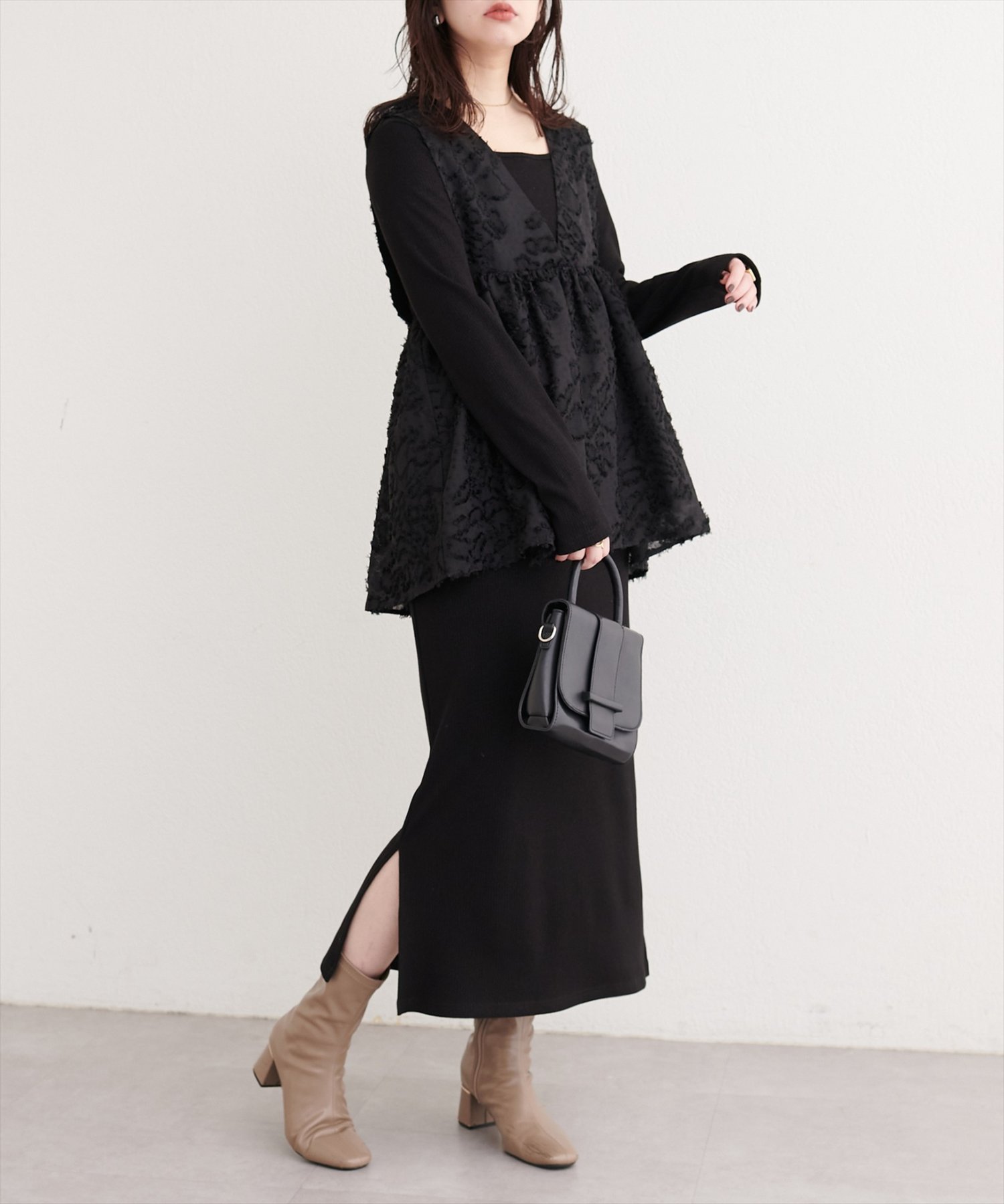 natural couture(ナチュラルクチュール) お花ジャガードベスト×ラメワンピースセット