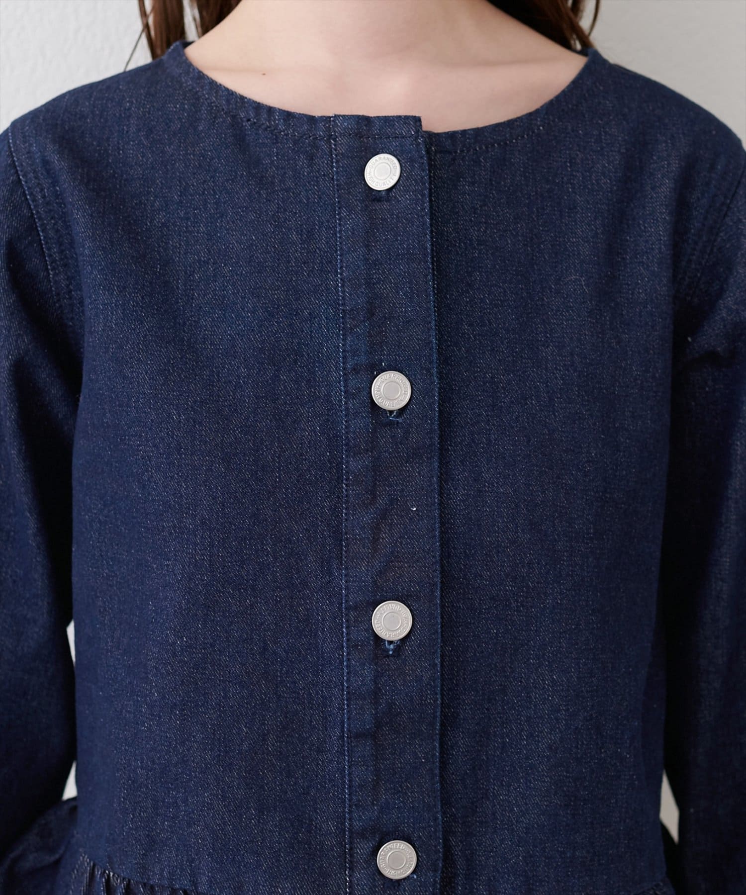 natural couture(ナチュラルクチュール) ノーカラーペプラムデニムジャケット