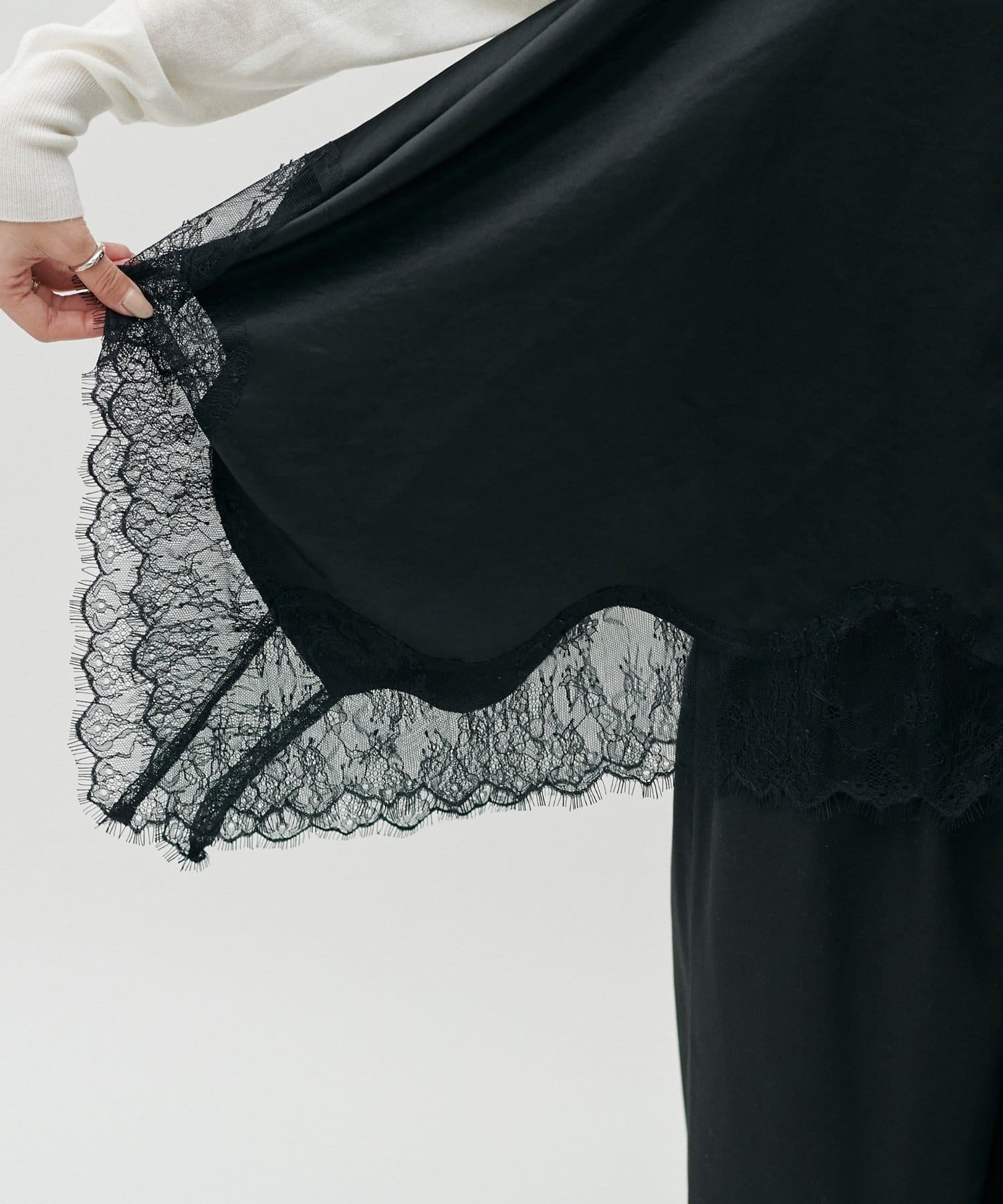 LARUTA(ラルータ) 前後2WAY裾レースキャミブラウス