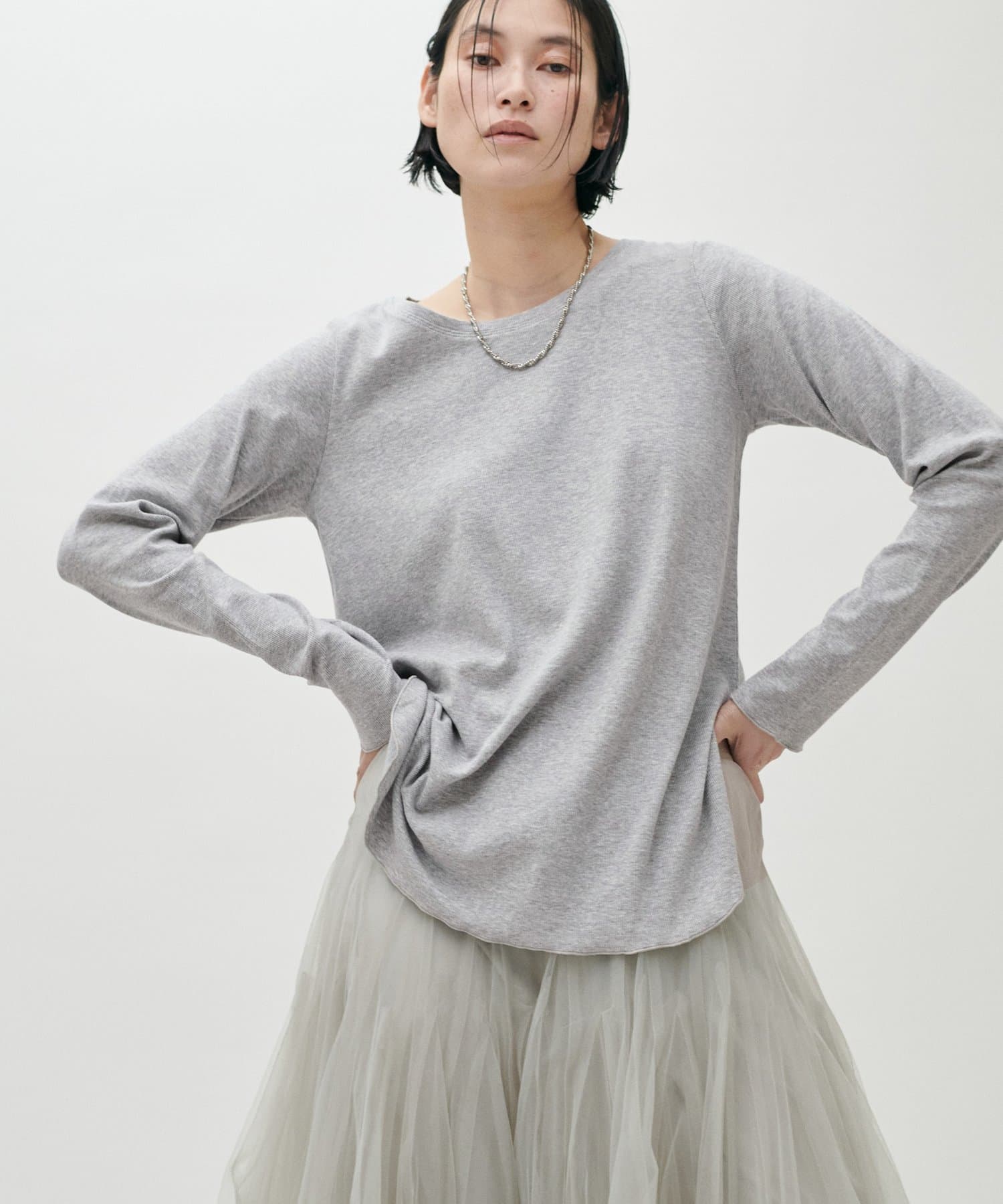 LARUTA(ラルータ) サムホール付きロンT