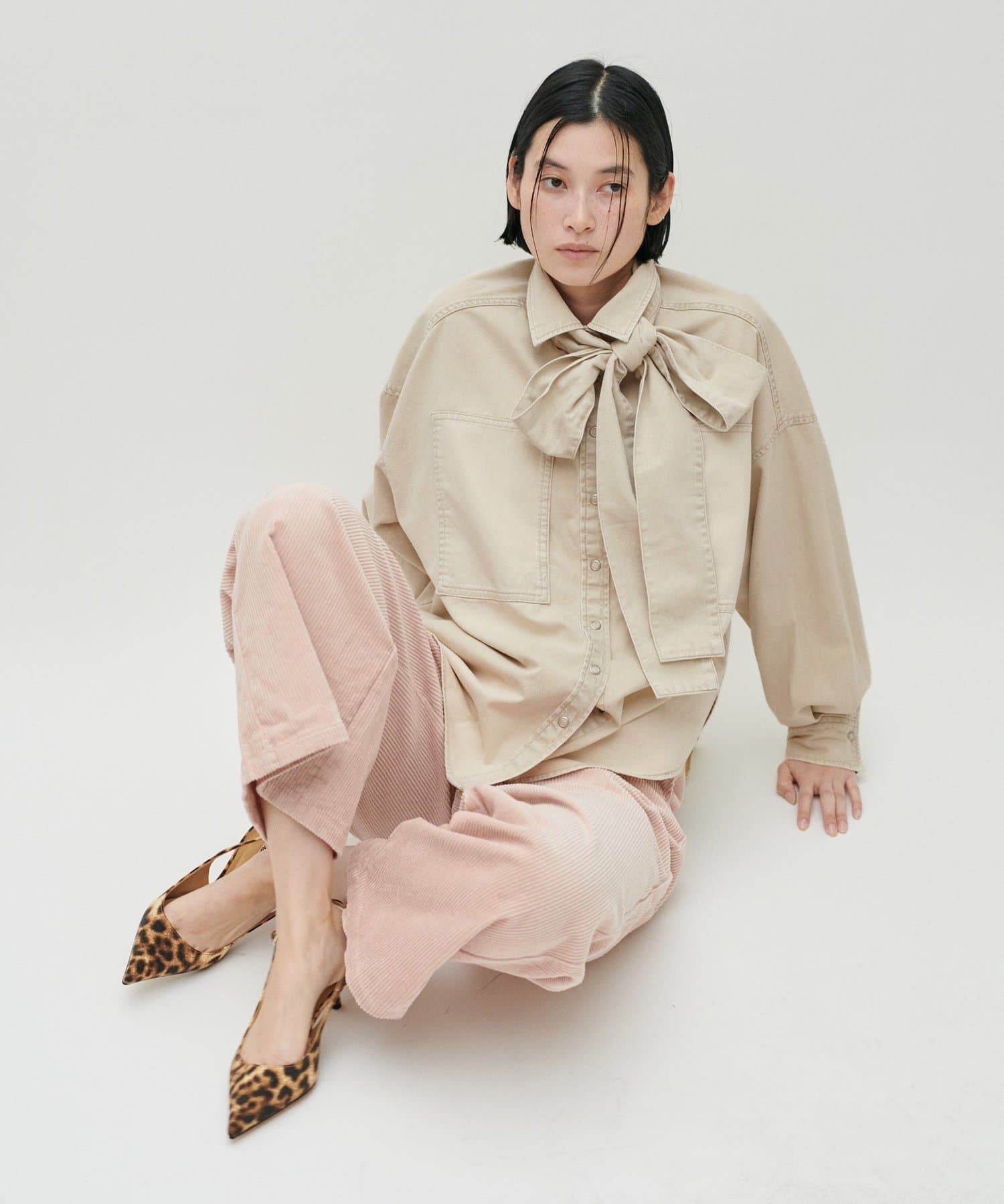 LARUTA(ラルータ) ボウタイBIGポケットデニムブラウス