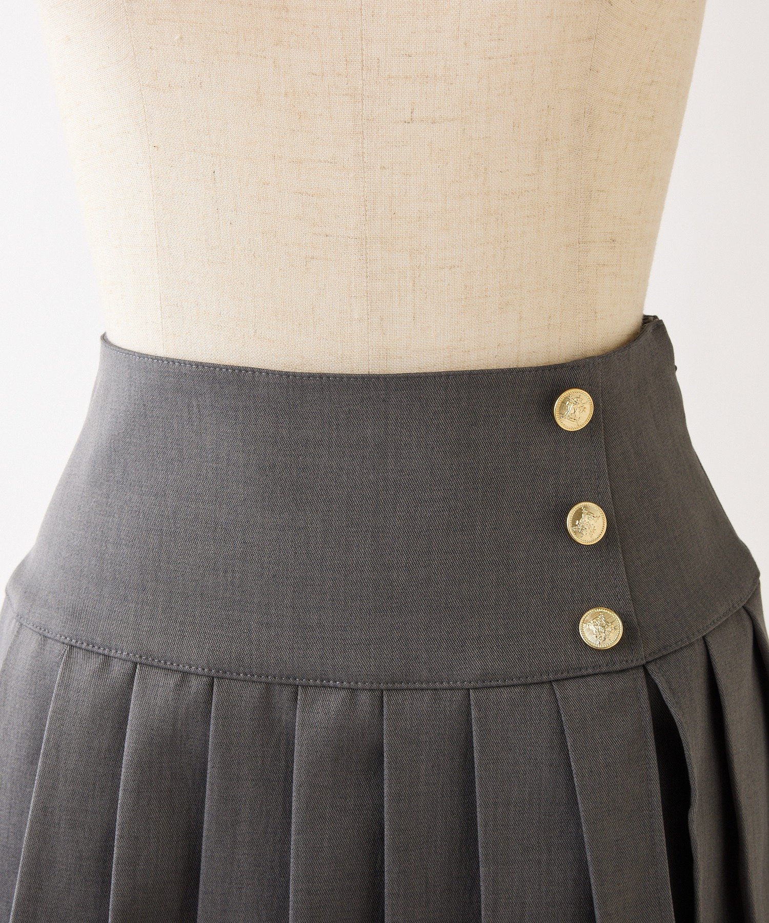 one after another NICE CLAUP(ワンアフターアナザー ナイスクラップ) 金ボタンプリーツスカート