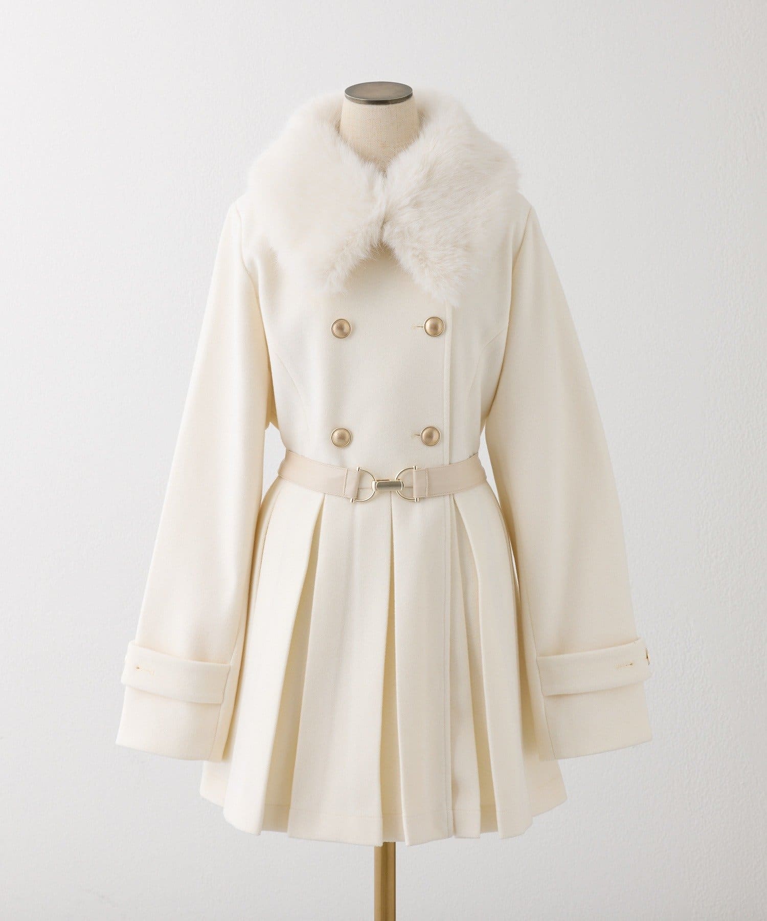 one after another NICE CLAUP(ワンアフターアナザー ナイスクラップ) ウエストベルト付きファー衿ミドルコート