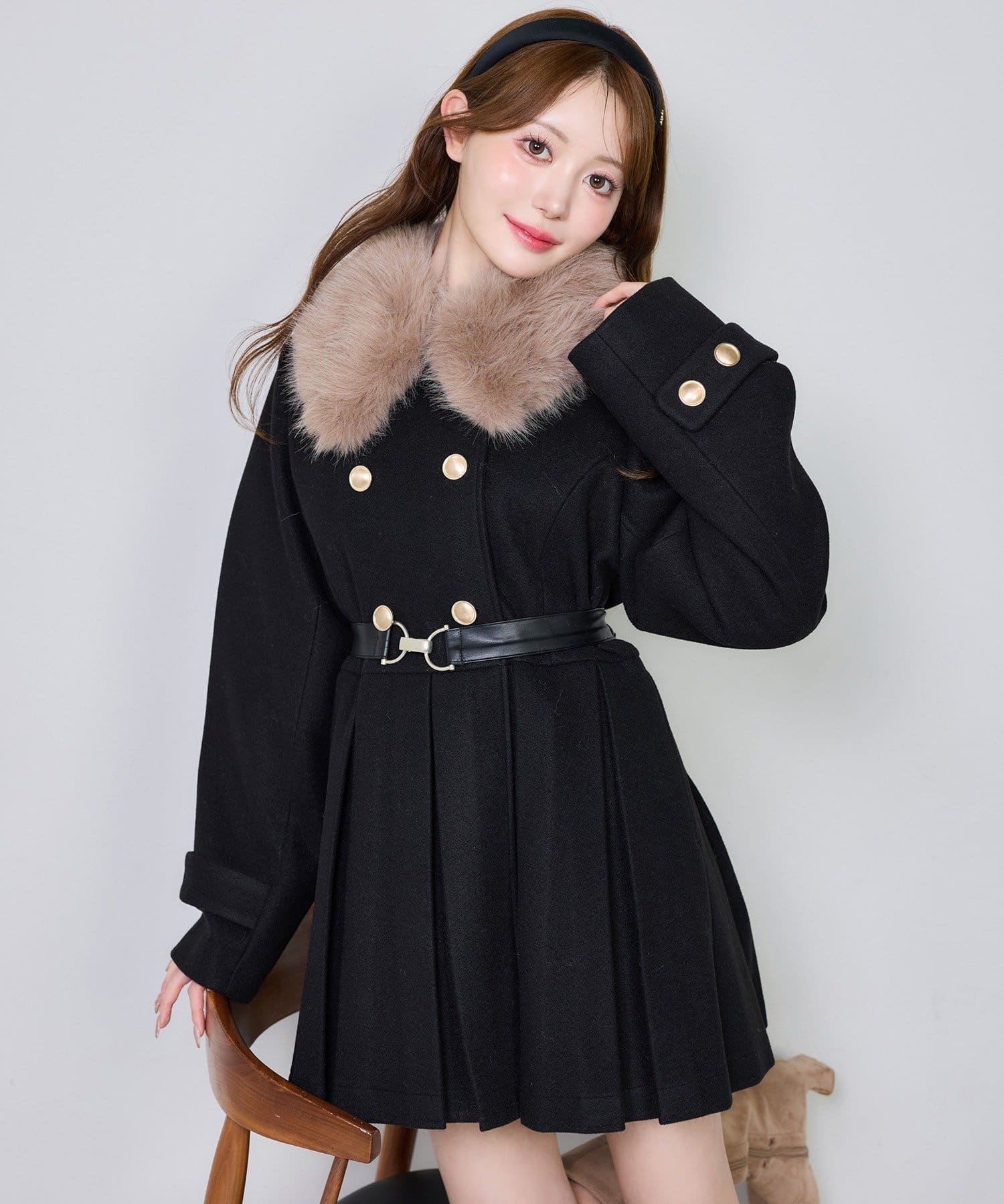 one after another NICE CLAUP(ワンアフターアナザー ナイスクラップ) ウエストベルト付きファー衿ミドルコート