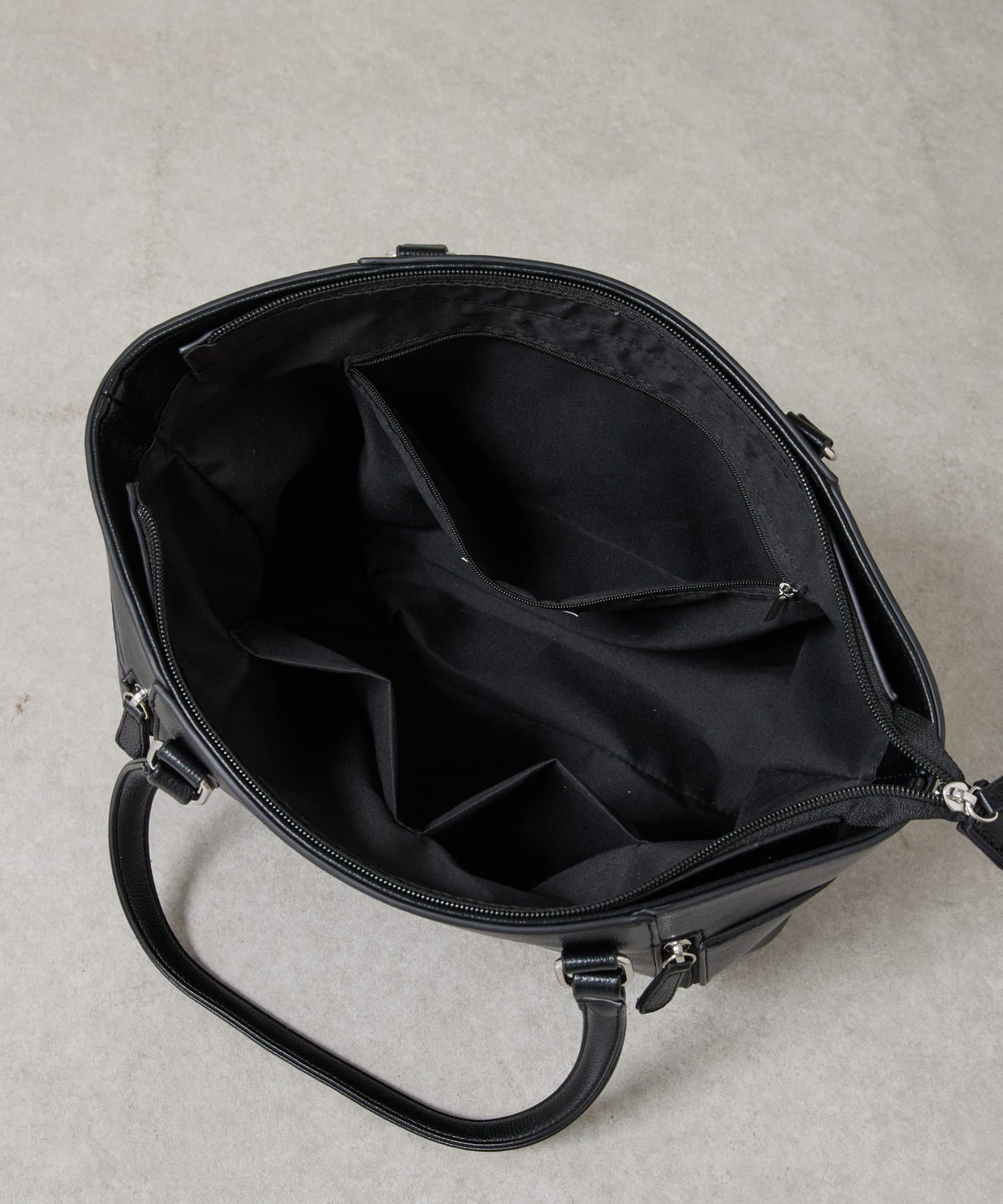 COLONY 2139(コロニー トゥーワンスリーナイン) シュリンクA4トートバッグ