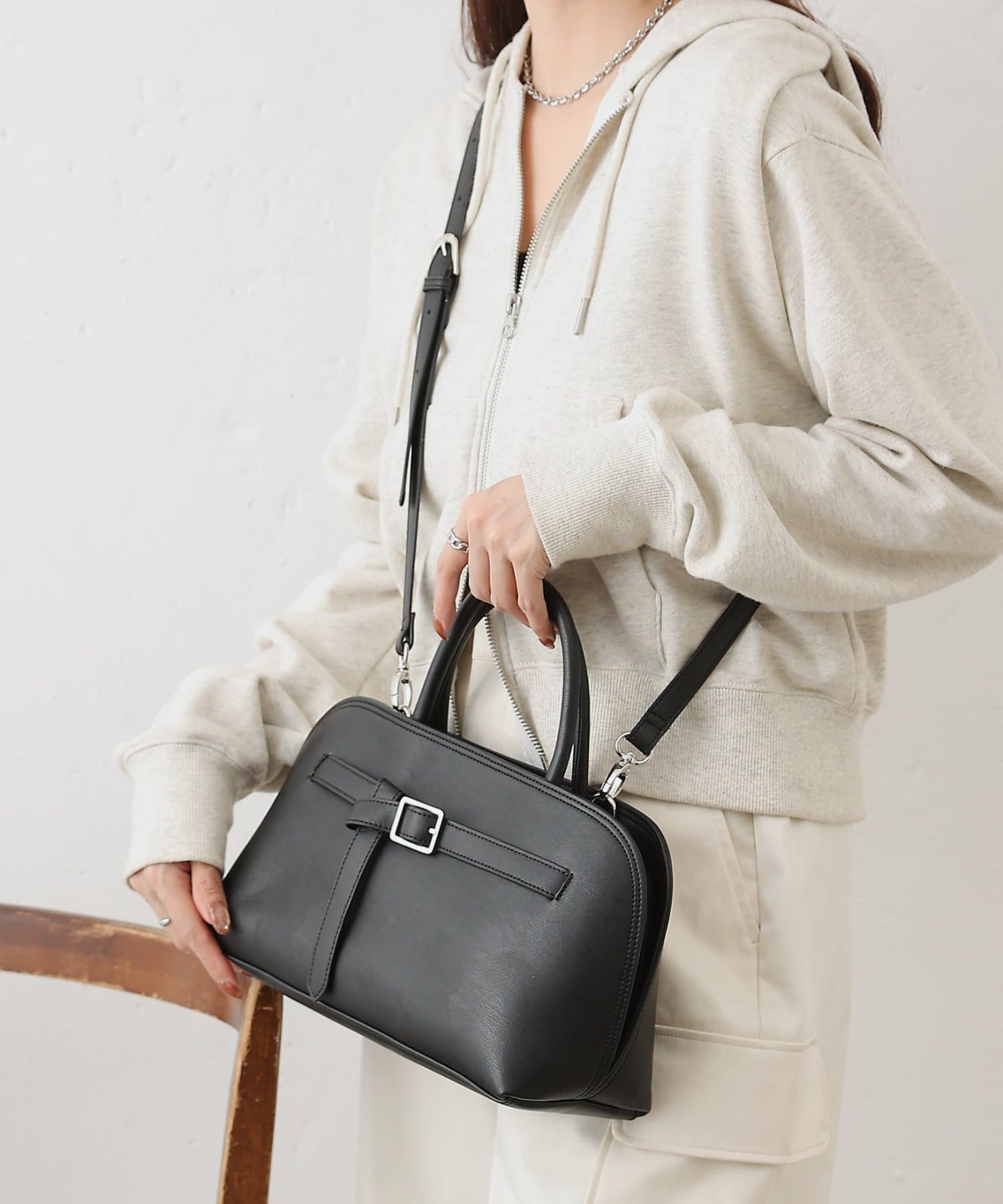 COLONY 2139(コロニー トゥーワンスリーナイン) フロントベルトボストンバッグ