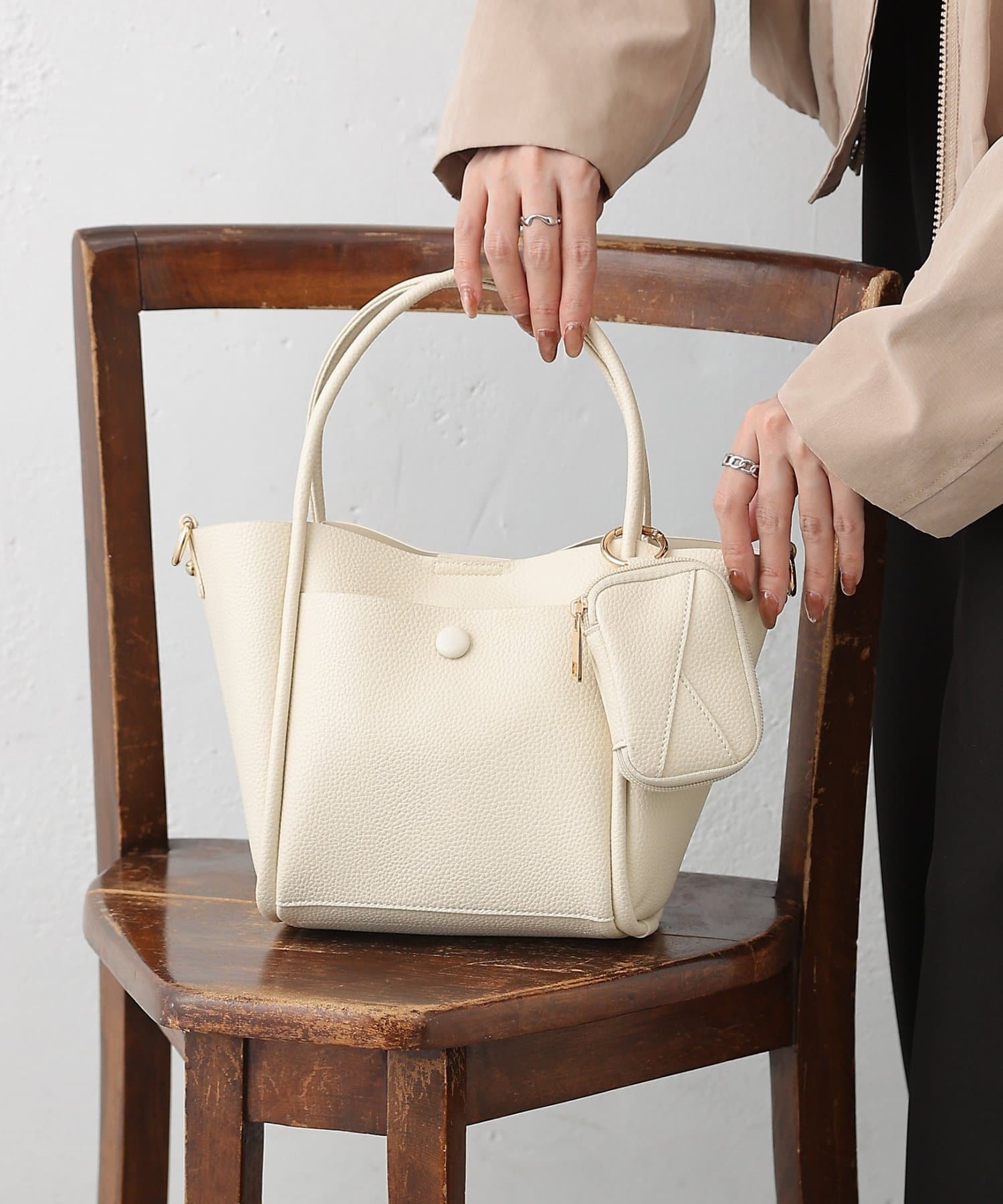 COLONY 2139(コロニー トゥーワンスリーナイン) ポーチ付きミニトートバッグ