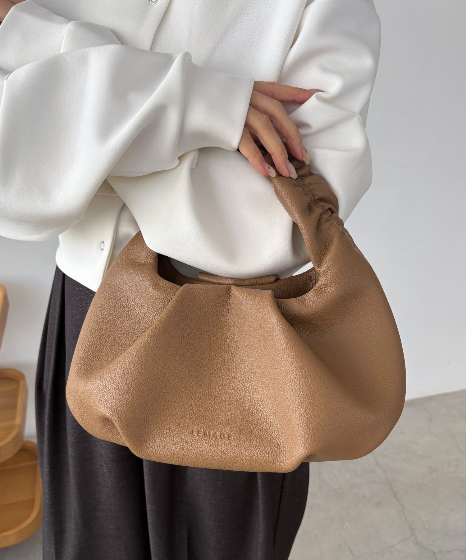 CAPRICIEUX LE'MAGE(カプリシュレマージュ) ギャザーハンドルバッグ