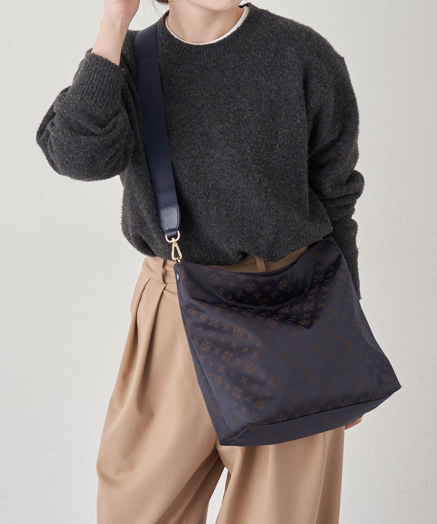 russet(ラシット) ナイロンジャガード2WAYショルダーバッグ