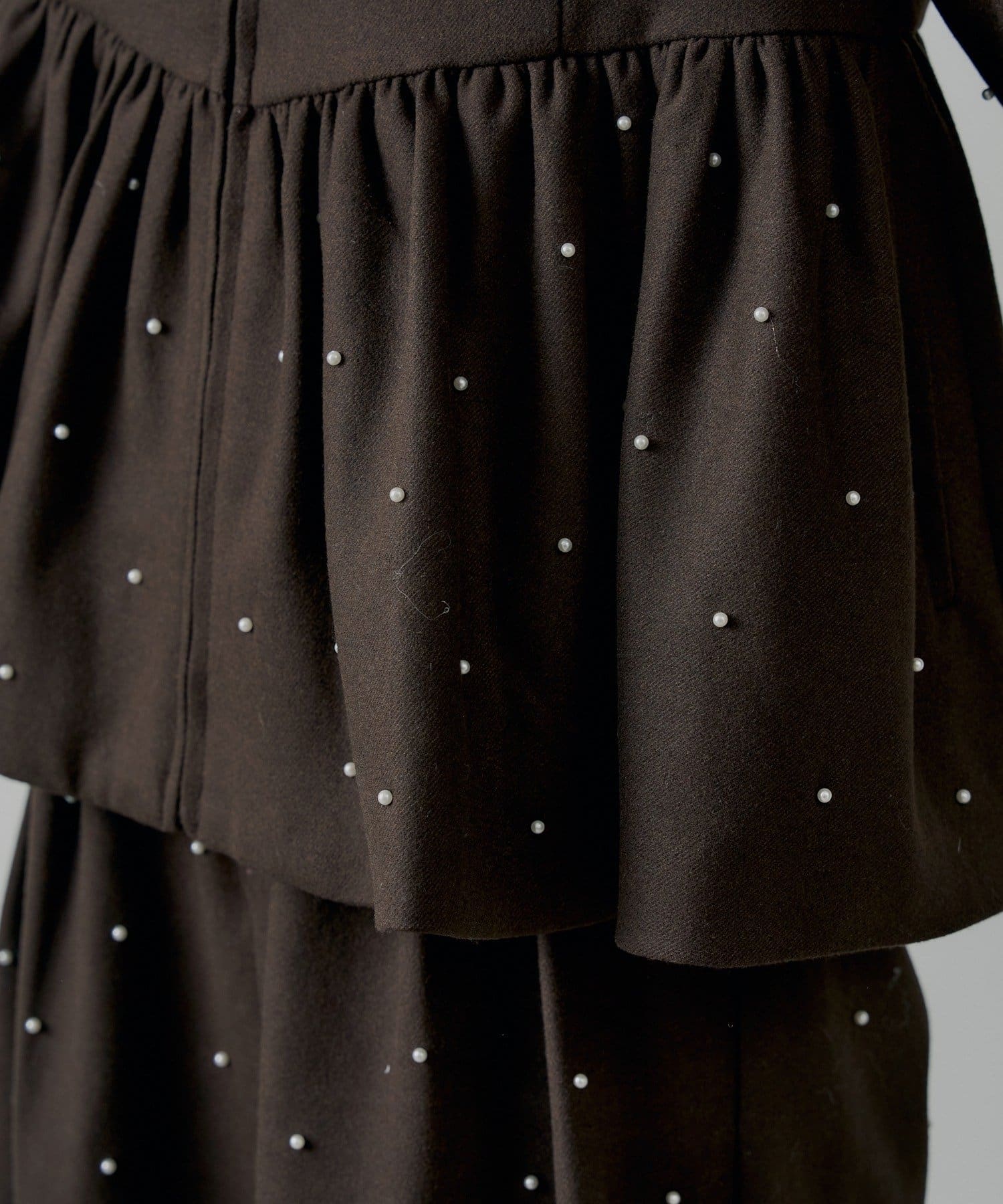 Chico(チコ) 【SALON by Chico/セットアップ対応】パールペプラムジップジャケット