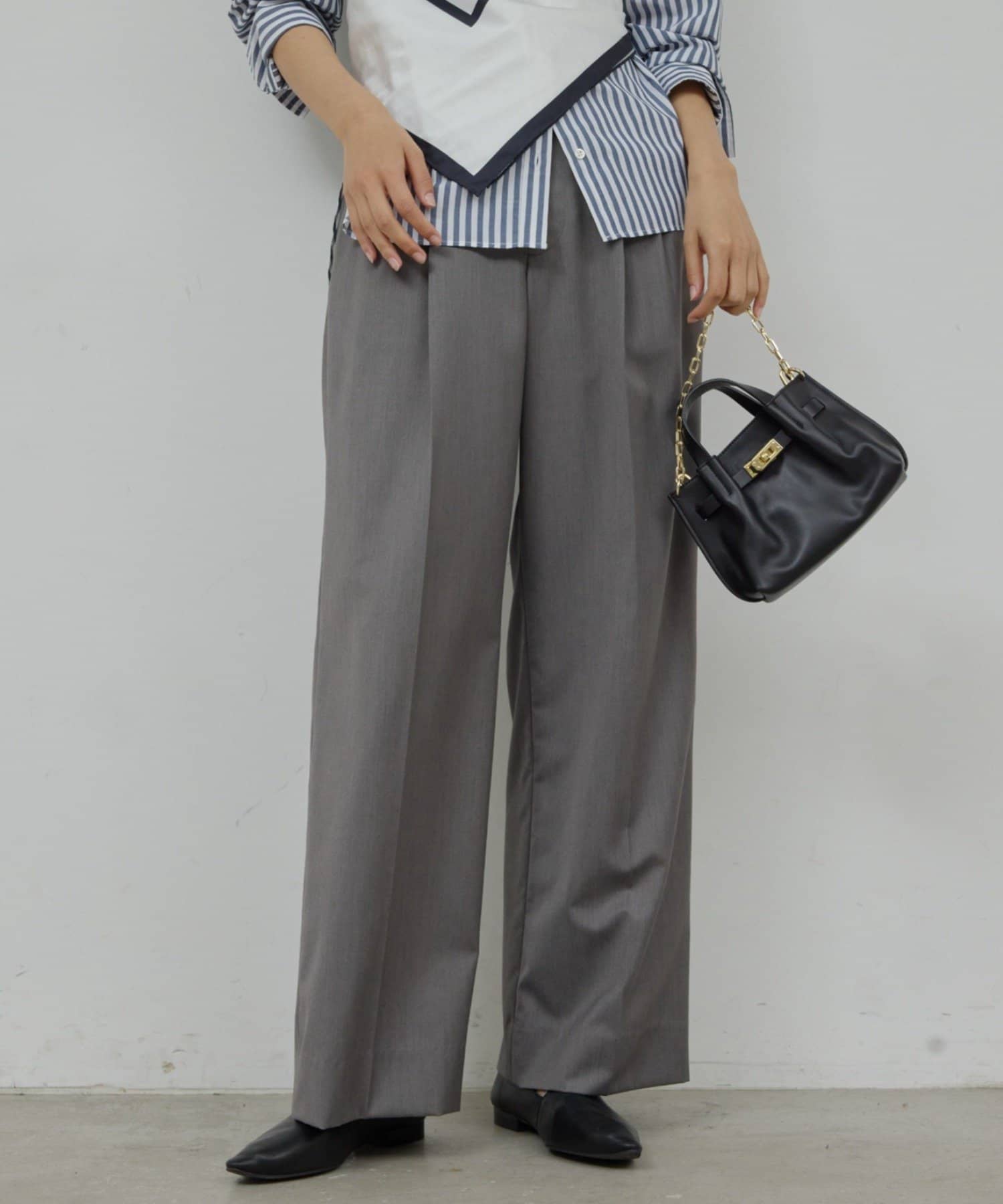 GALLARDAGALANTE(ガリャルダガランテ) 【手洗い可】タックストレートパンツ