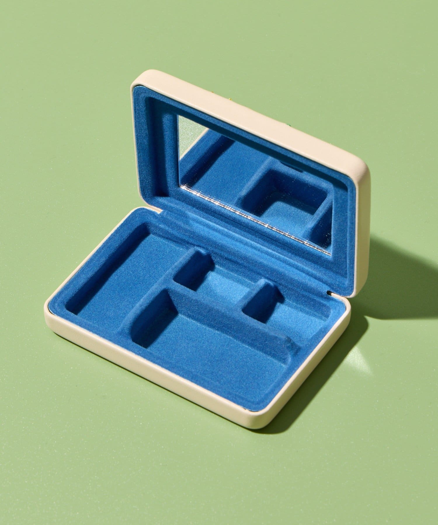 BIRTHDAY BAR(バースデイバー) flower刺繍ケース