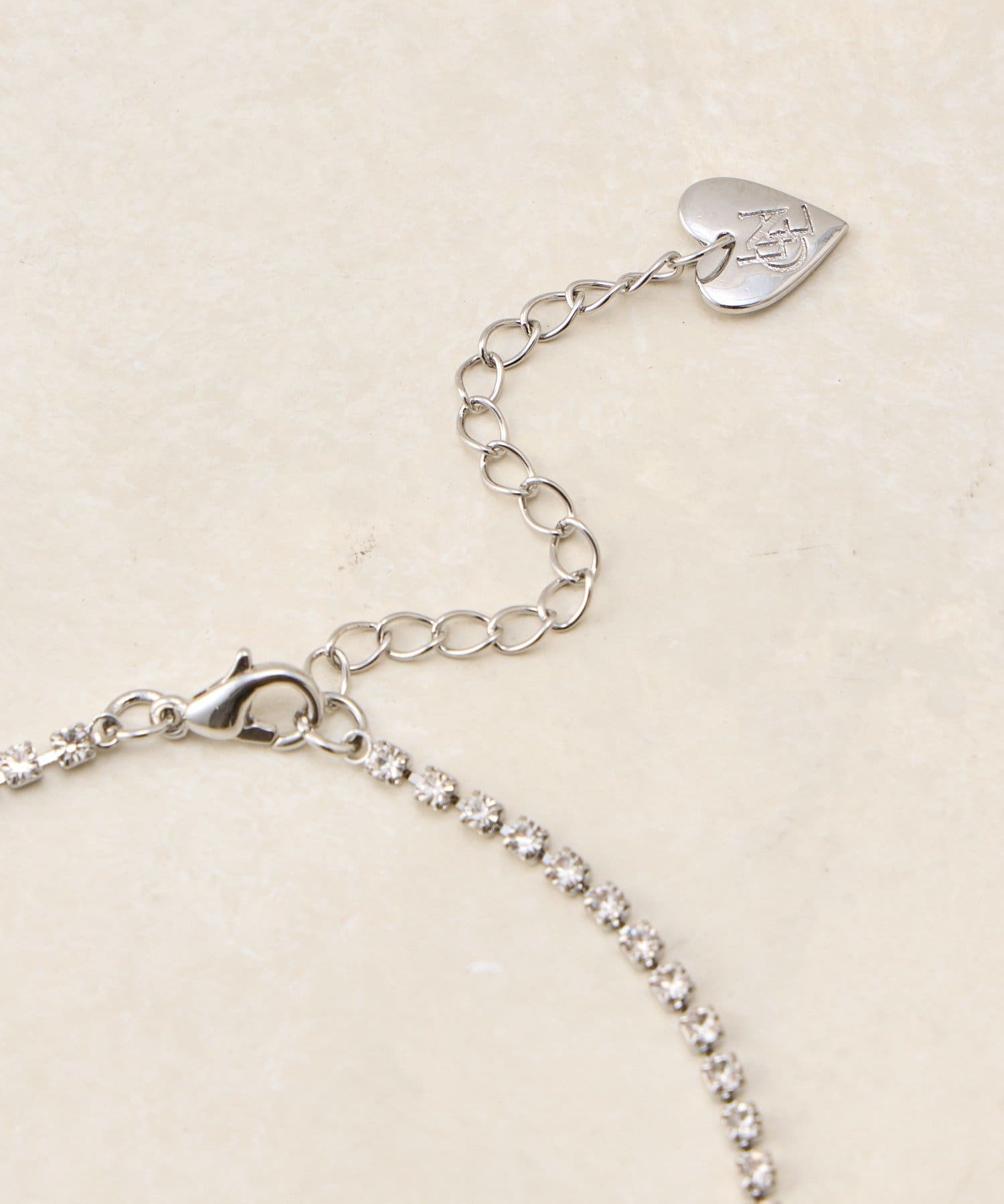 Lattice(ラティス) 【12/12 19:00～予約スタート】【Latini】ロゴネックレス