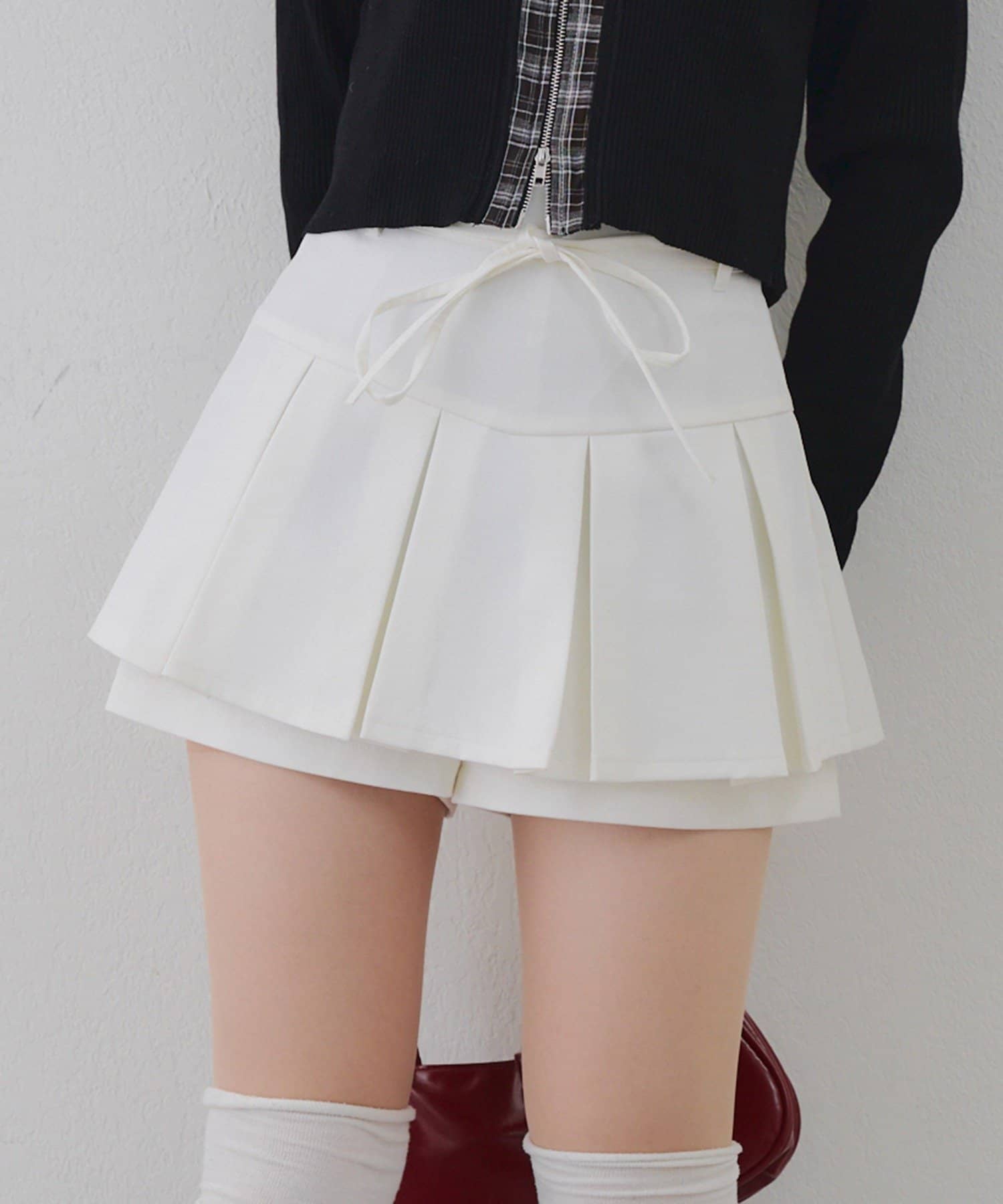 Remind me and forever(リマインドミーアンドフォーエバー) 【2026SS】リボン付プリーツスカパン