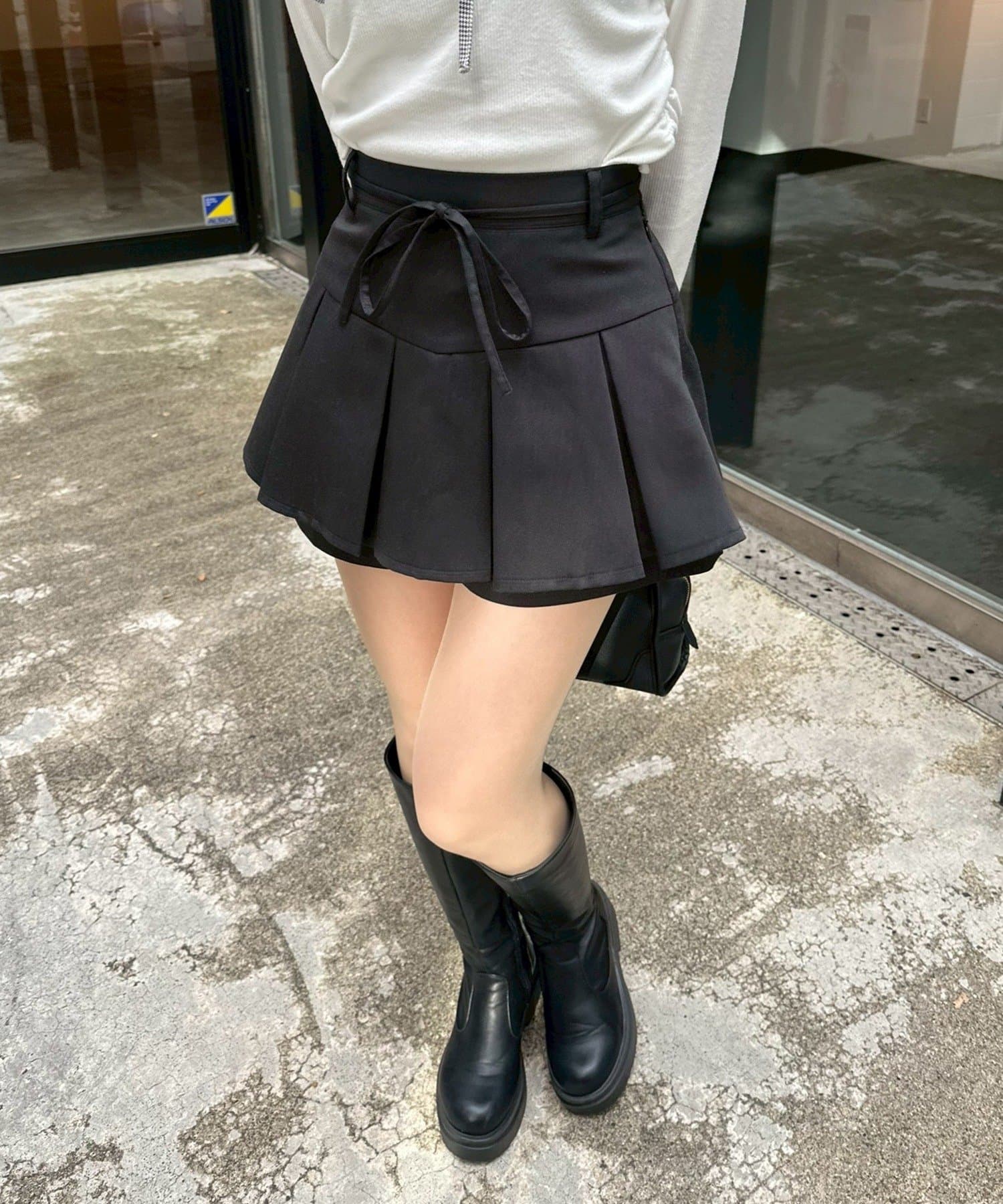 Remind me and forever(リマインドミーアンドフォーエバー) 【2026SS】リボン付プリーツスカパン