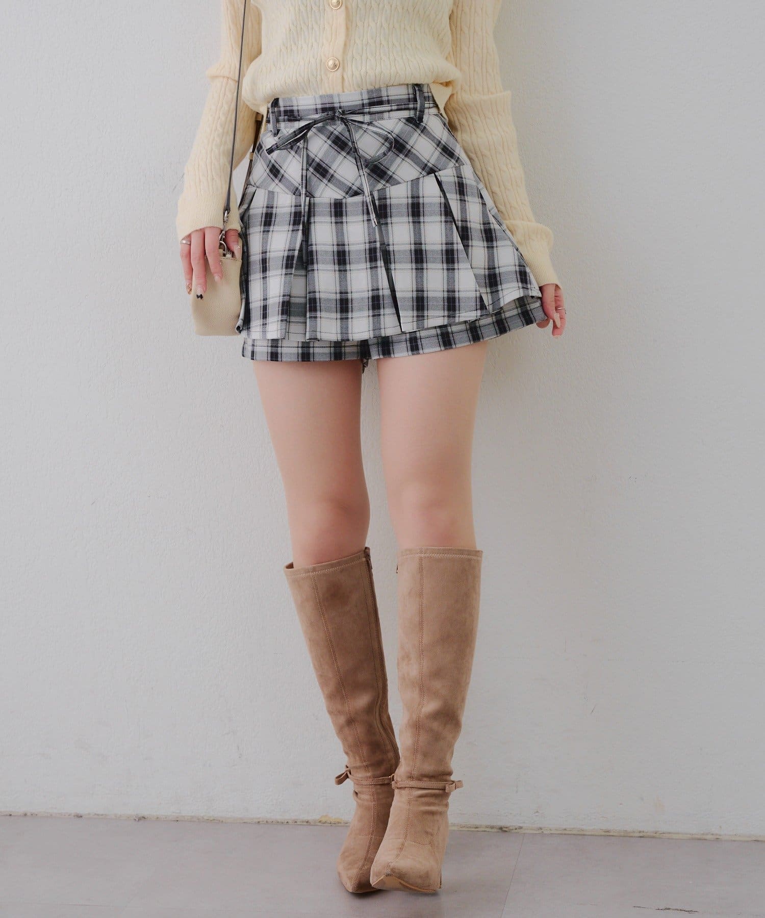 Remind me and forever(リマインドミーアンドフォーエバー) 【2026SS】リボン付プリーツスカパン