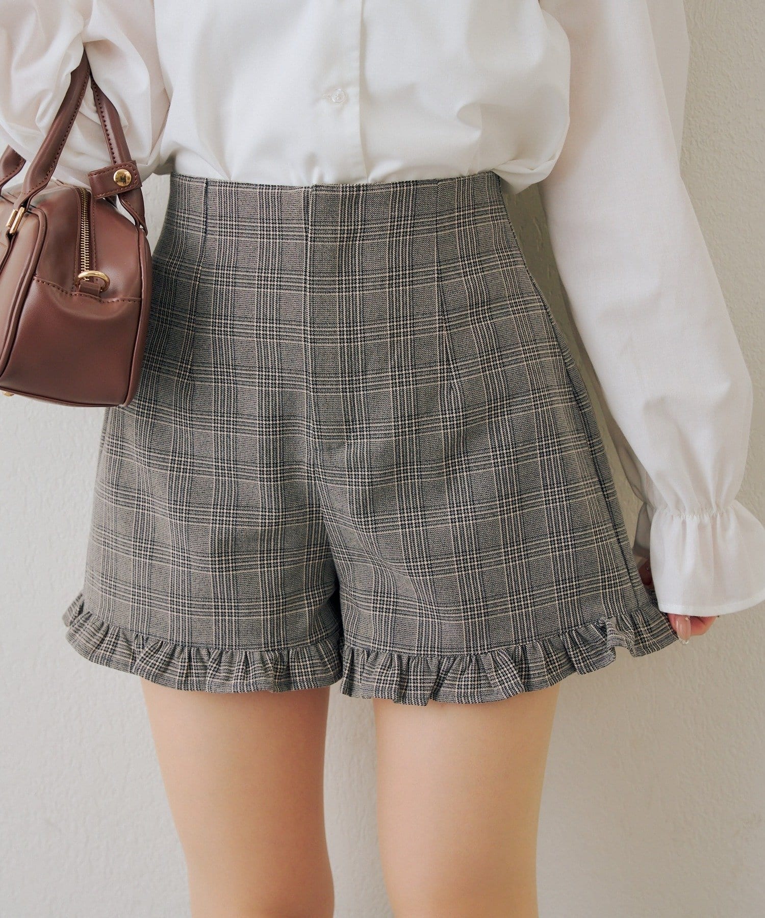 Remind me and forever(リマインドミーアンドフォーエバー) 【2026SS】裾フリルショートパンツ