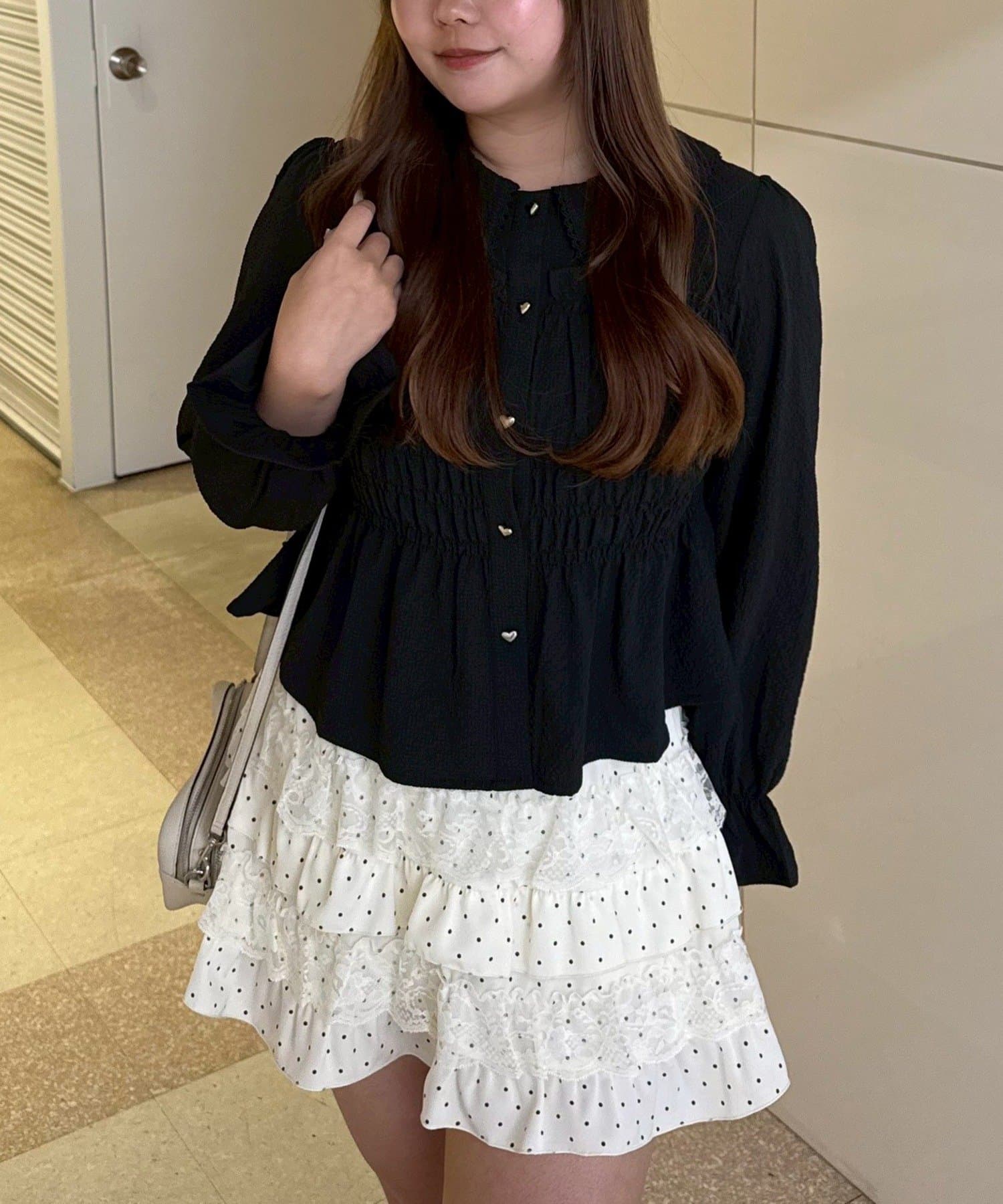 Remind me and forever(リマインドミーアンドフォーエバー) シャーリングペプラムブラウス