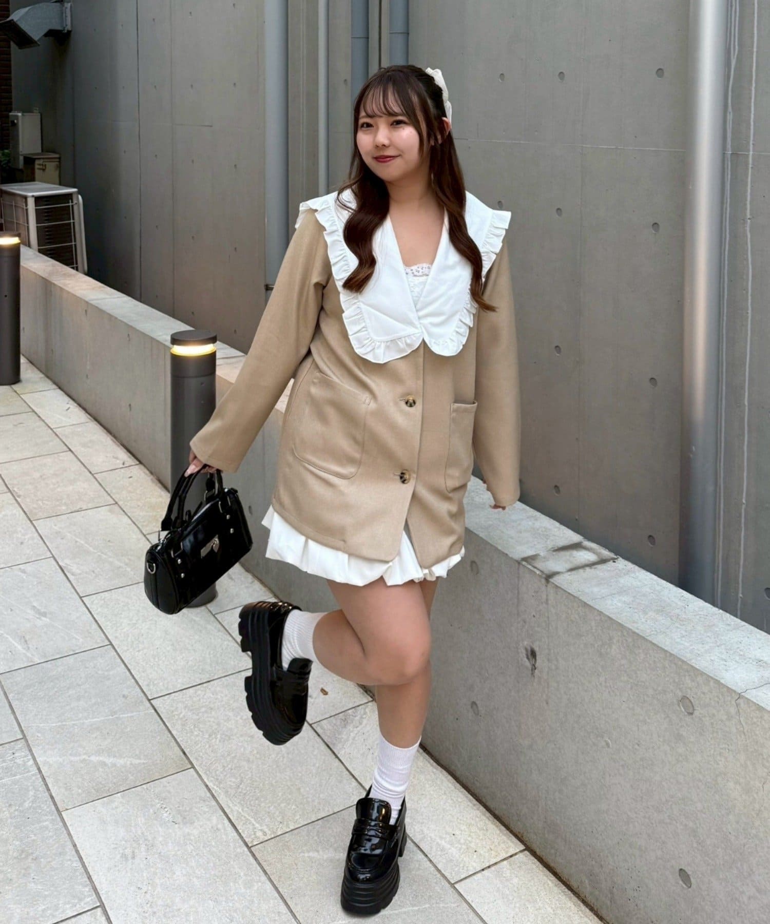 Remind me and forever(リマインドミーアンドフォーエバー) 【2026SS】丈違いフリル衿ジャケット