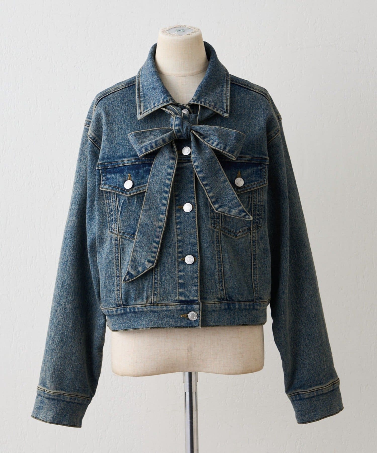 Remind me and forever(リマインドミーアンドフォーエバー) 【2026SS】ボウタイリボンGジャン