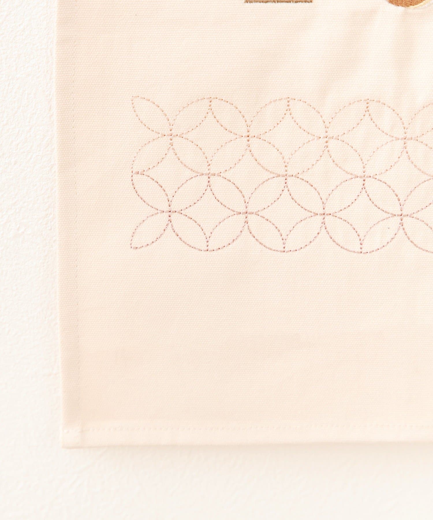 salut!(サリュ) 雛段刺繍タペストリー／ひなまつり