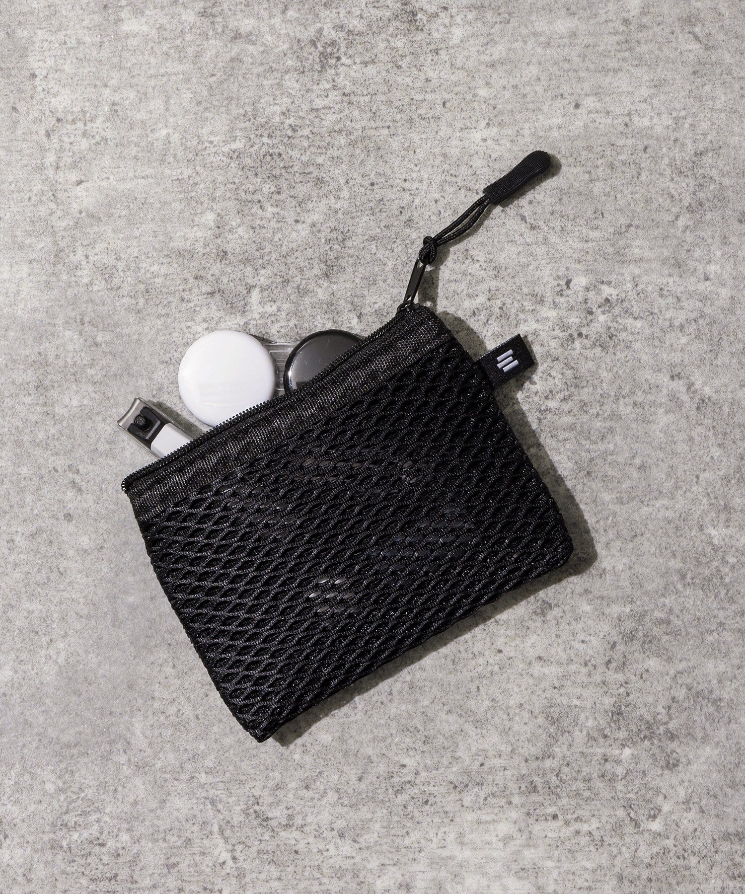 3COINS(スリーコインズ) メッシュ小物ポーチ：S