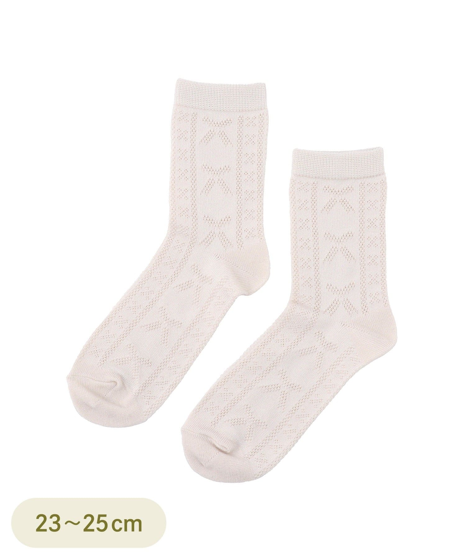 3COINS(スリーコインズ) 透かし編みリボンクルーソックス