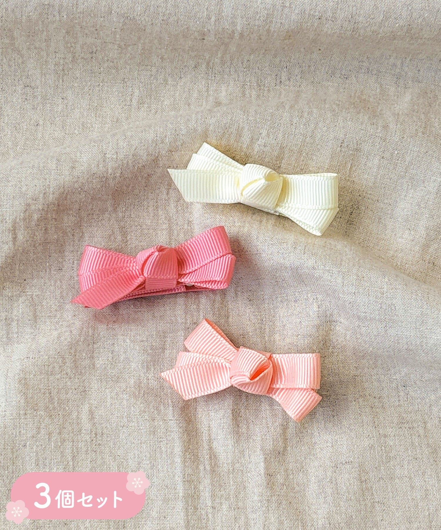 3COINS(スリーコインズ) リボン3個セットピン／ひな祭り